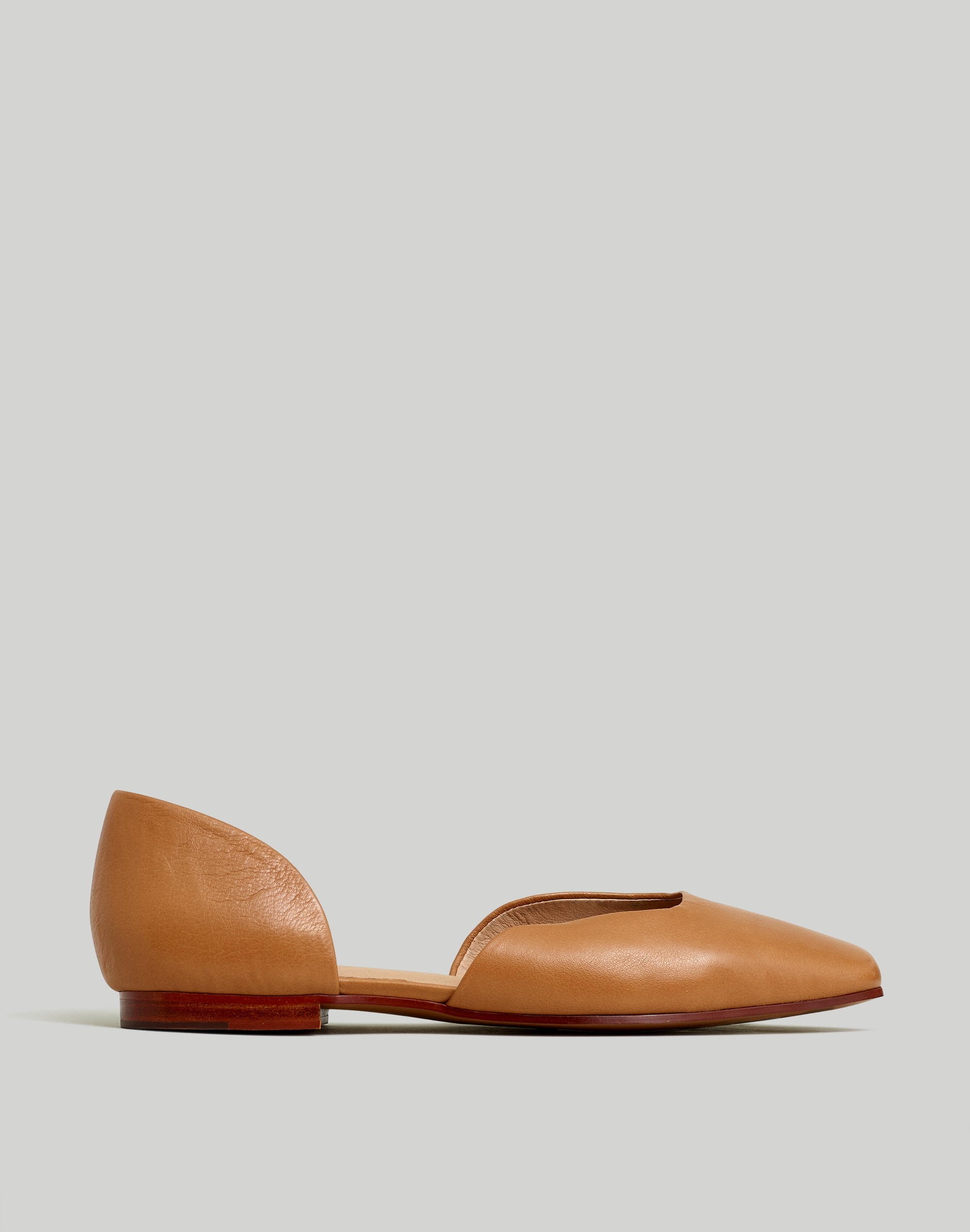 The Lawrence d'Orsay Flat in desert camel image 2