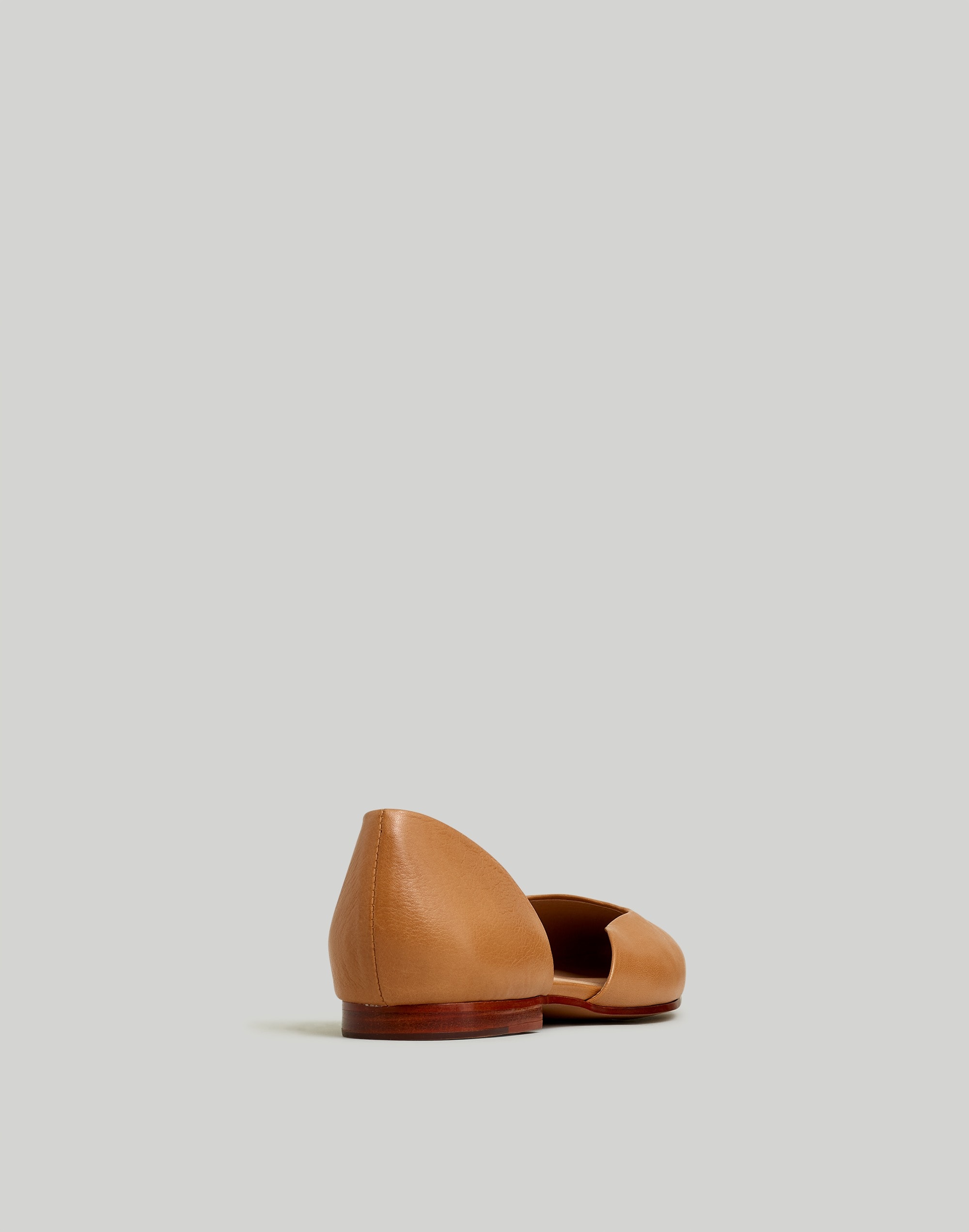 The Lawrence d'Orsay Flat in desert camel image 3