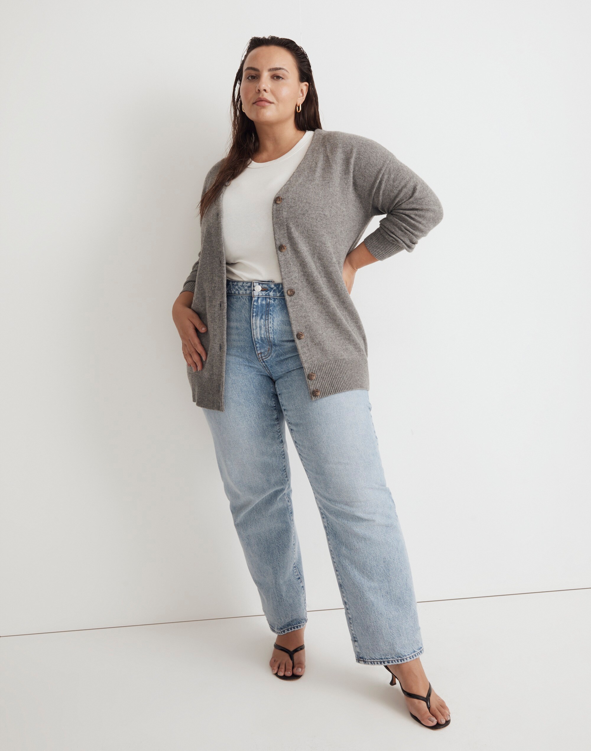 Plus V-Neck Relaxed Cardigan