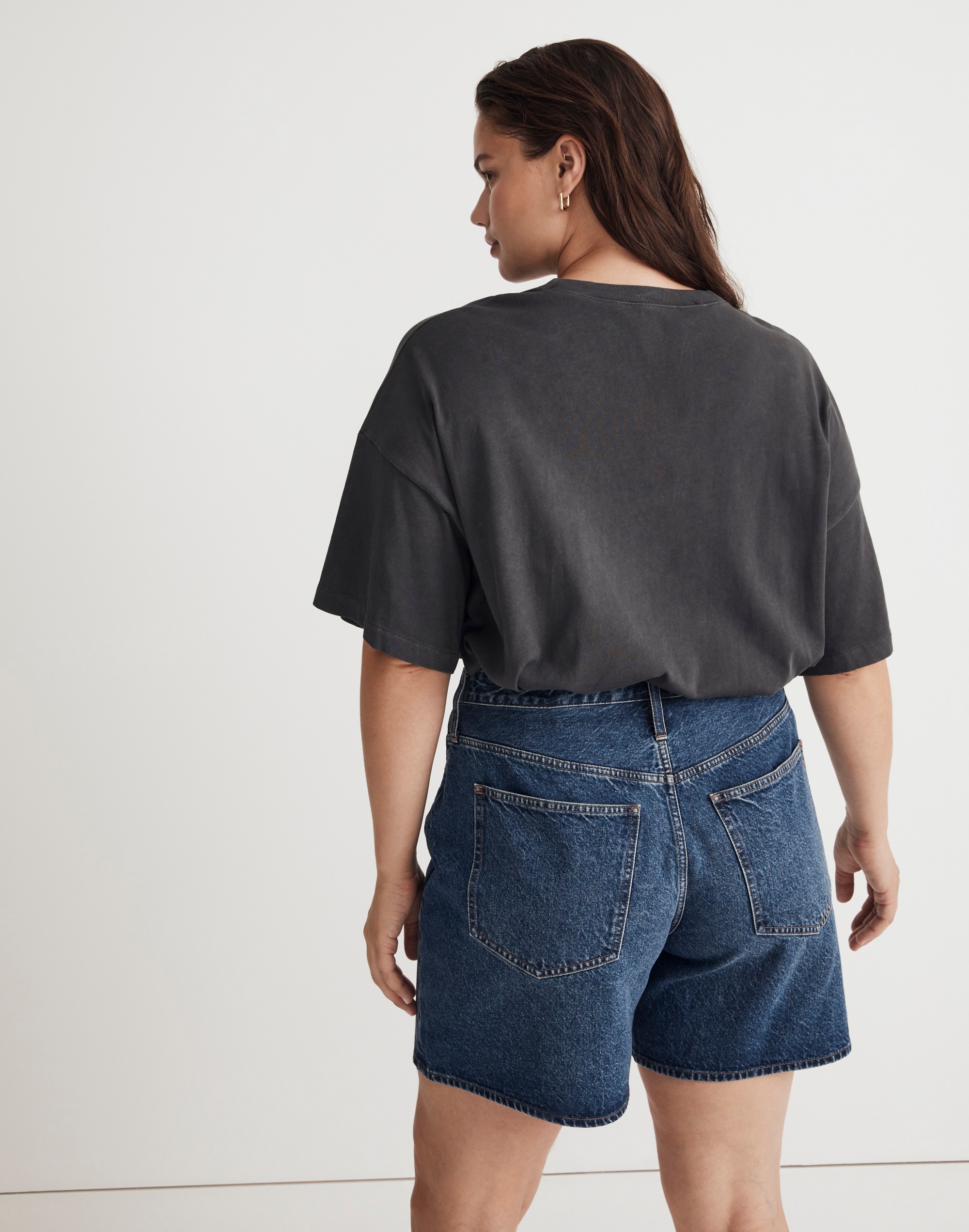 Garment-Dyed Oversized Pocket Tee