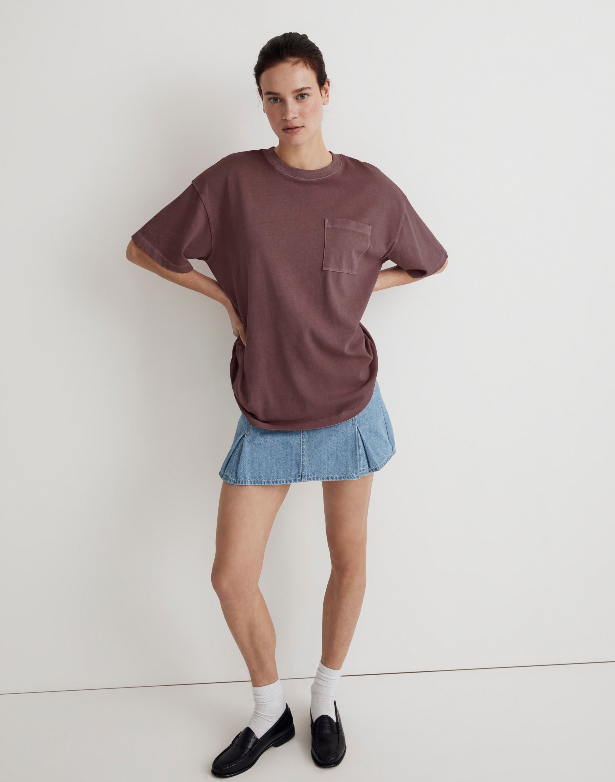 Mw Garment-dyed Oversized Pocket Tee In Chalked Fig