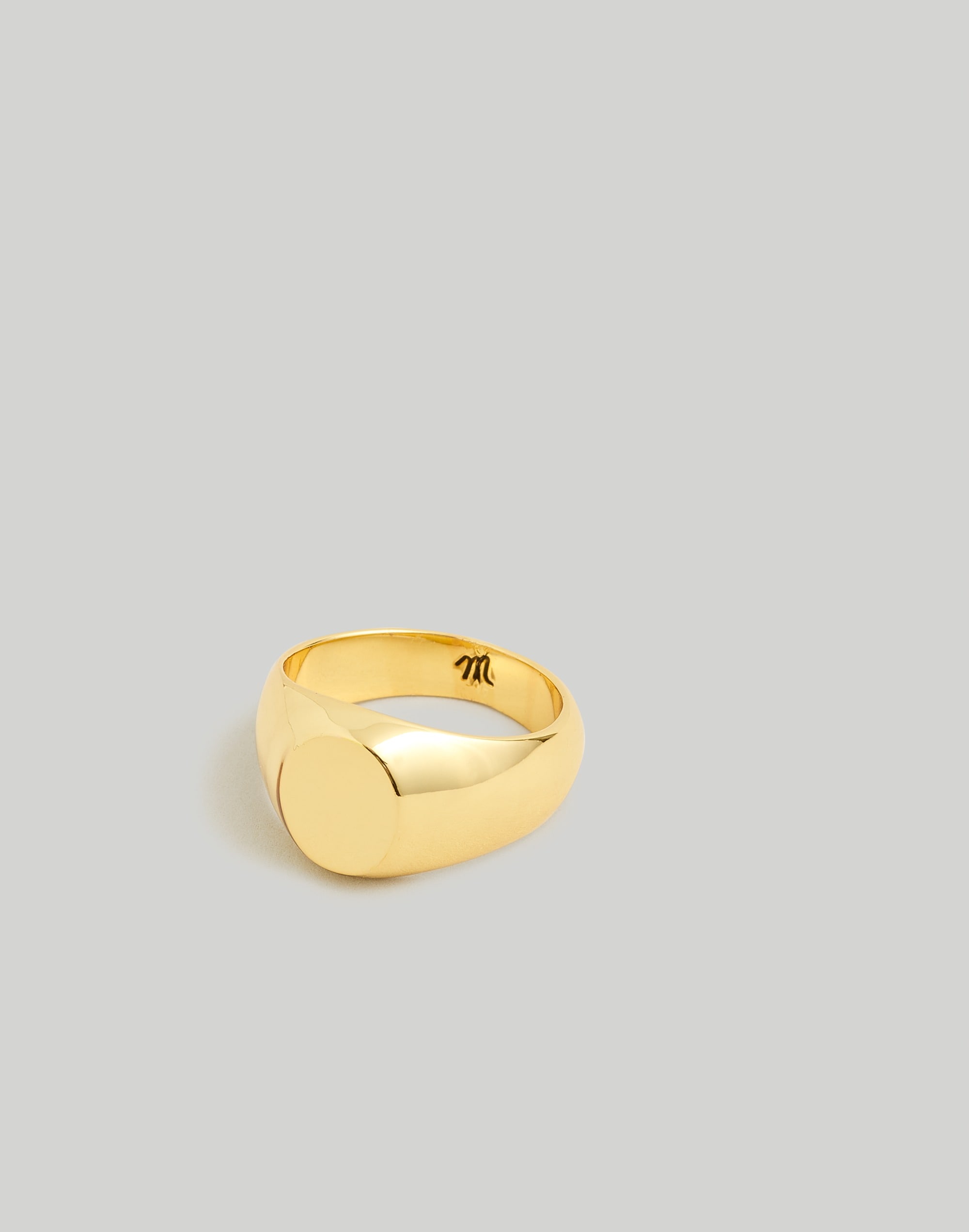 Mw Oval Signet Ring In Pale Gold