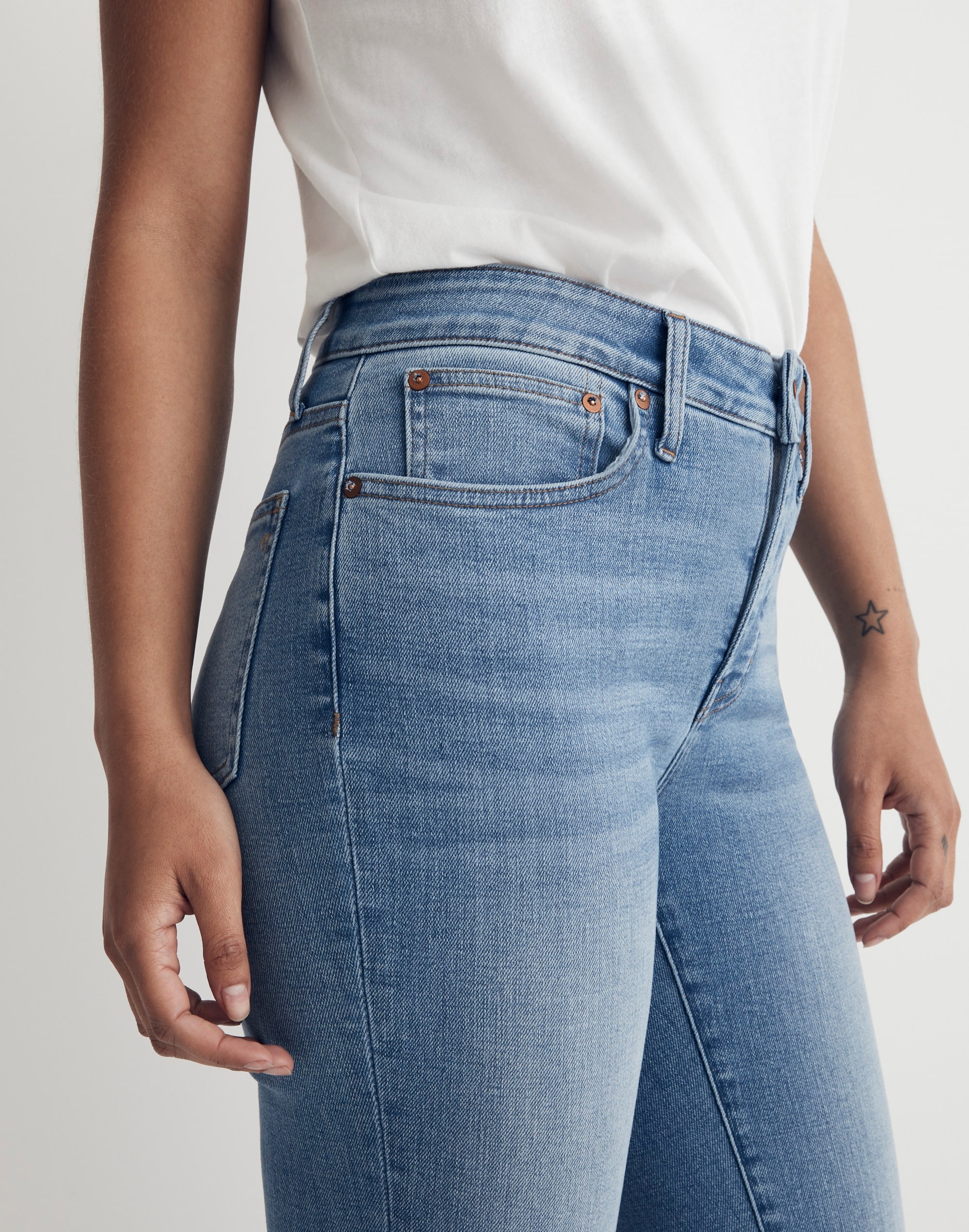 Curvy Kick Out Crop Jeans Mather Wash