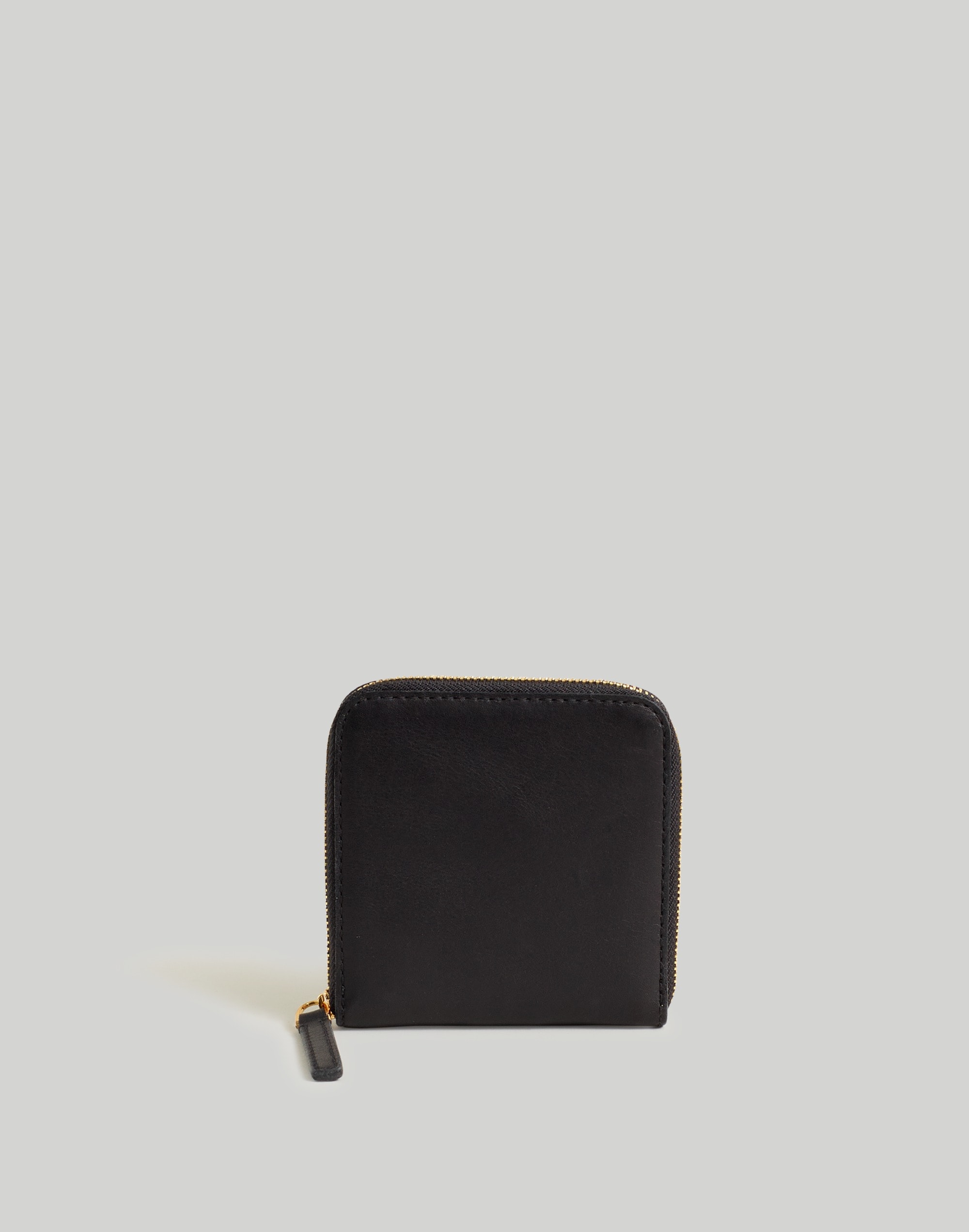 The Essential Zip Wallet Leather