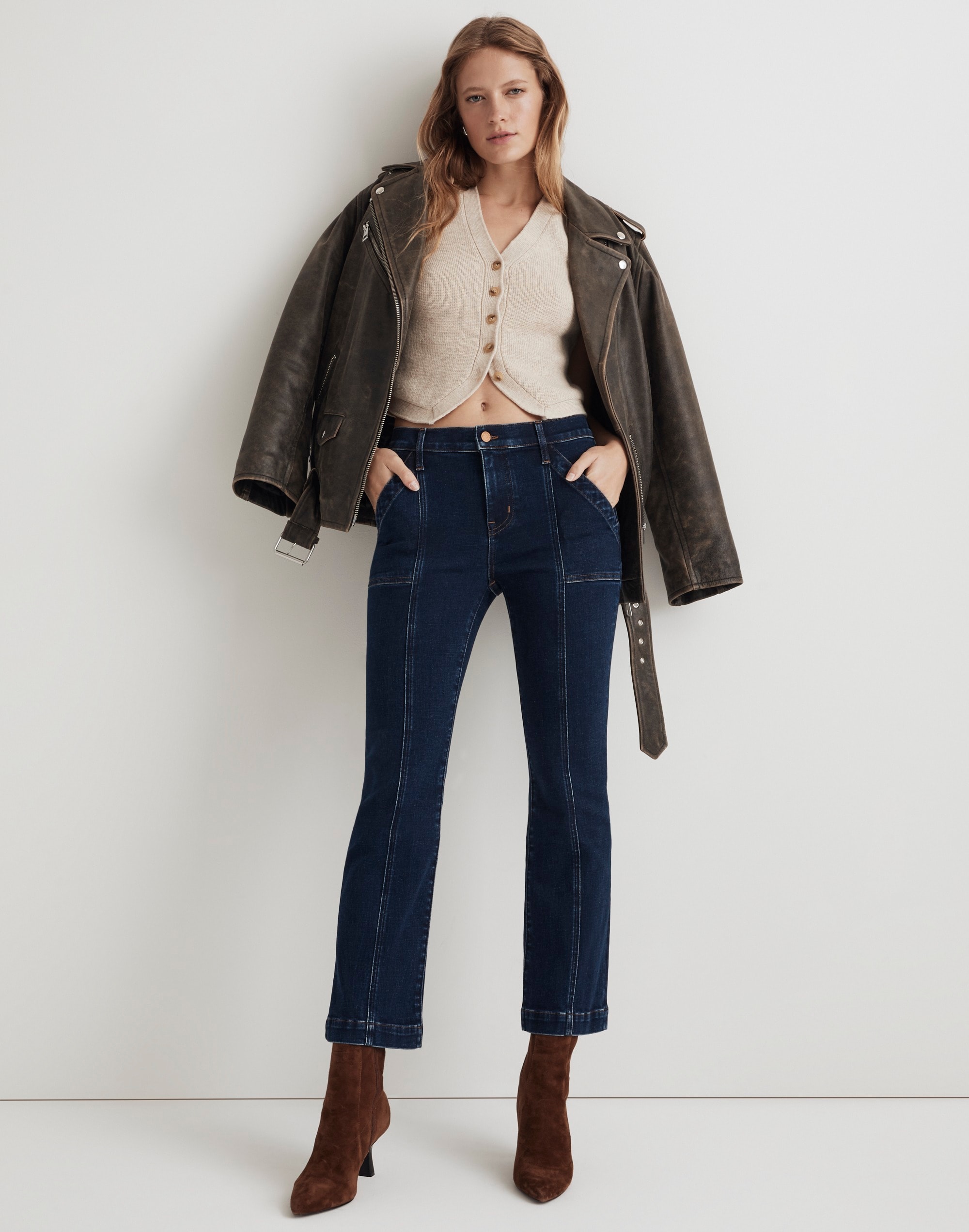 Kick Out Crop Jeans in Luana Wash: Seam Edition