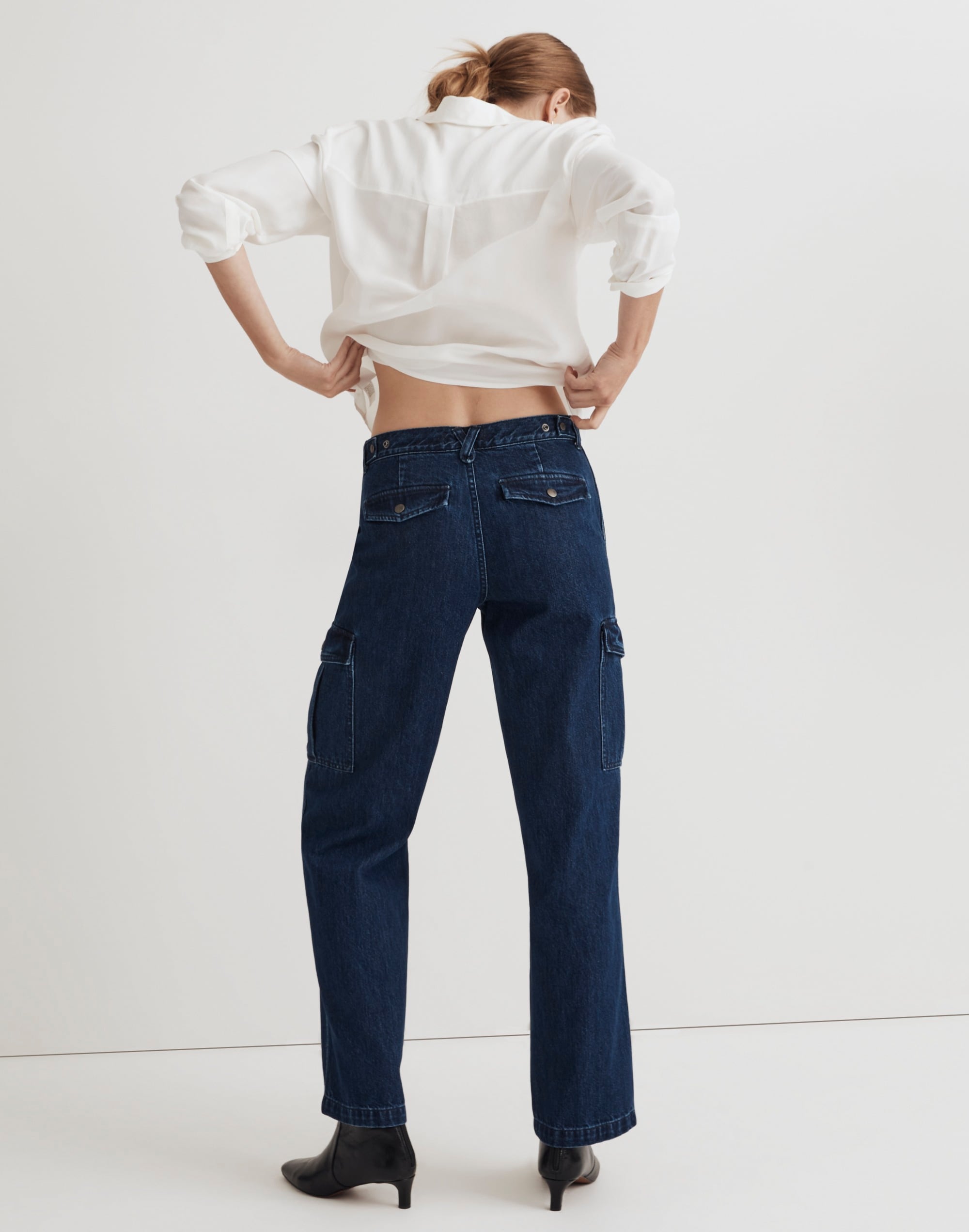 Low-Slung Straight Cargo Jeans in Martindale Wash