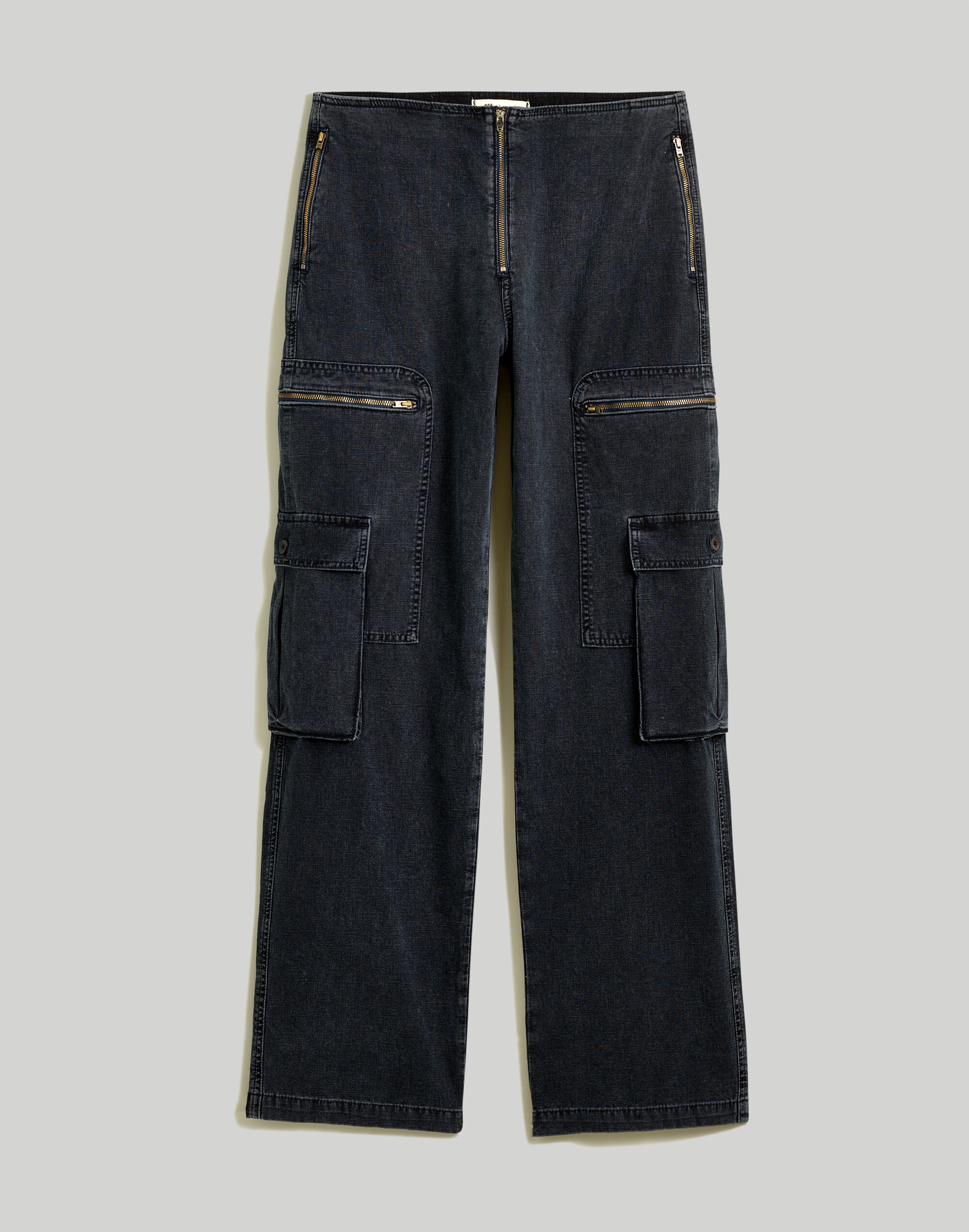 Low-Slung Baggy Cargo Jeans in Winsom Wash