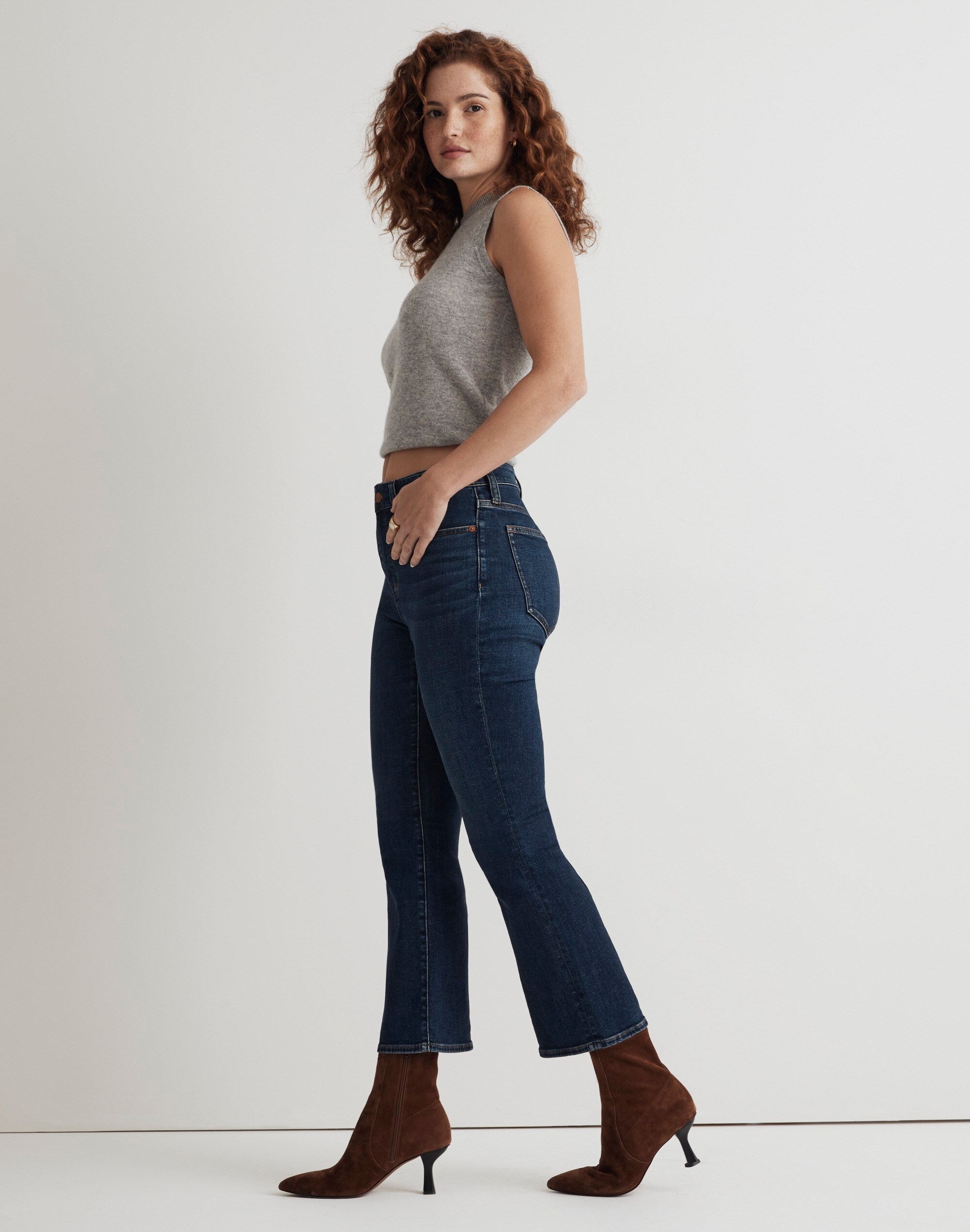 Curvy Kick Out Crop Jean