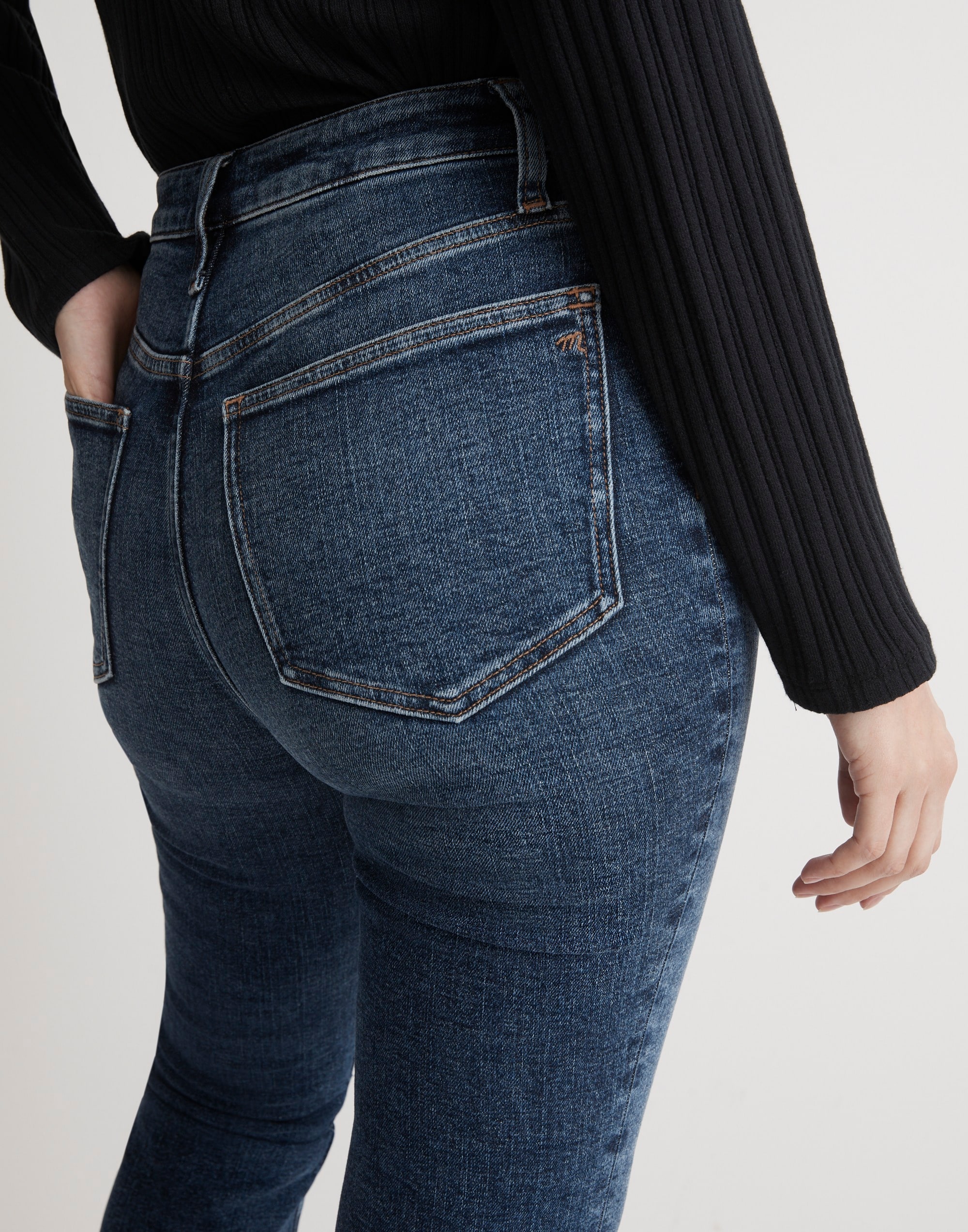 Curvy Skinny Flare Jeans in Alvord Wash: Instacozy Edition