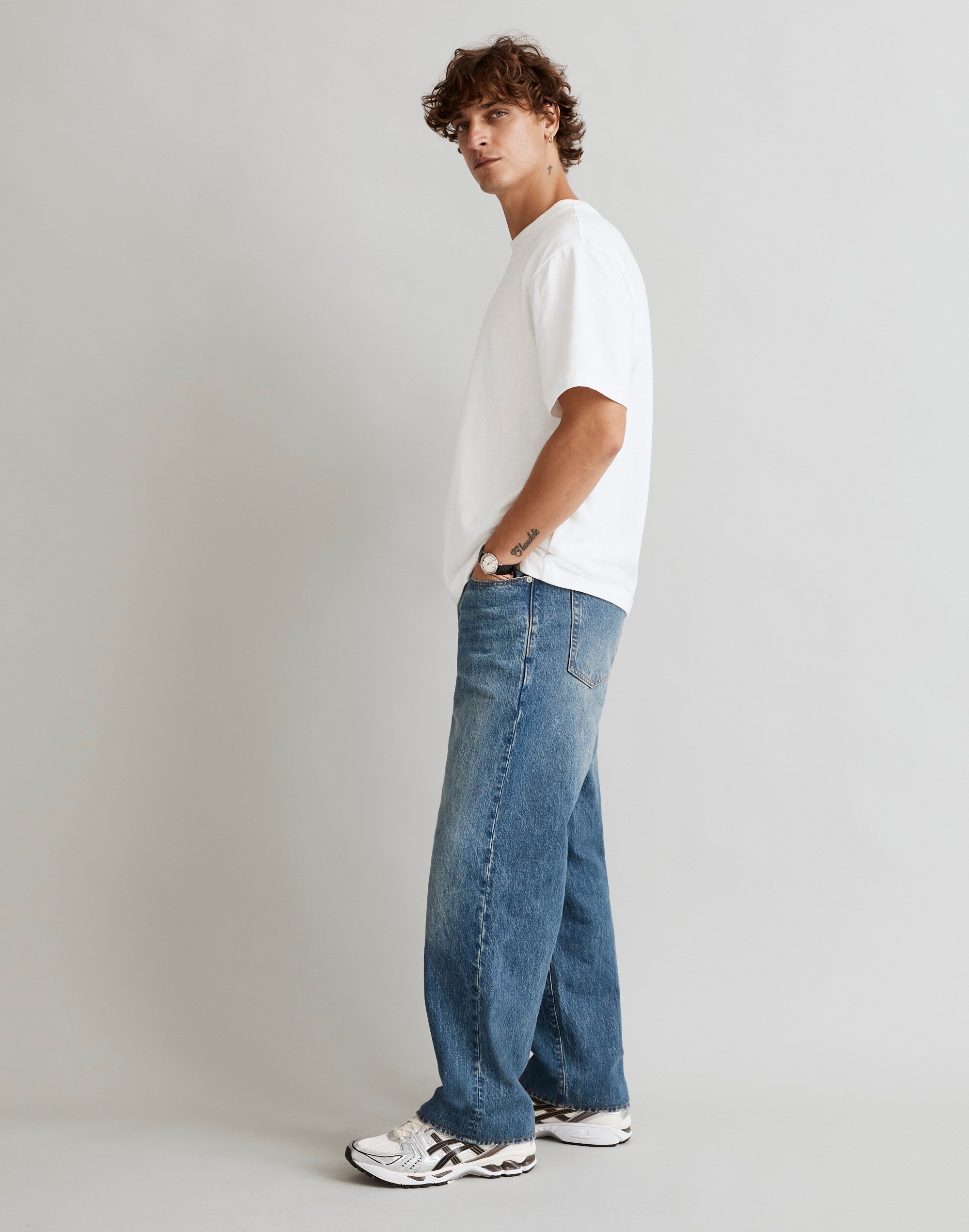 The Baggy Straight Jean in Bratton Wash