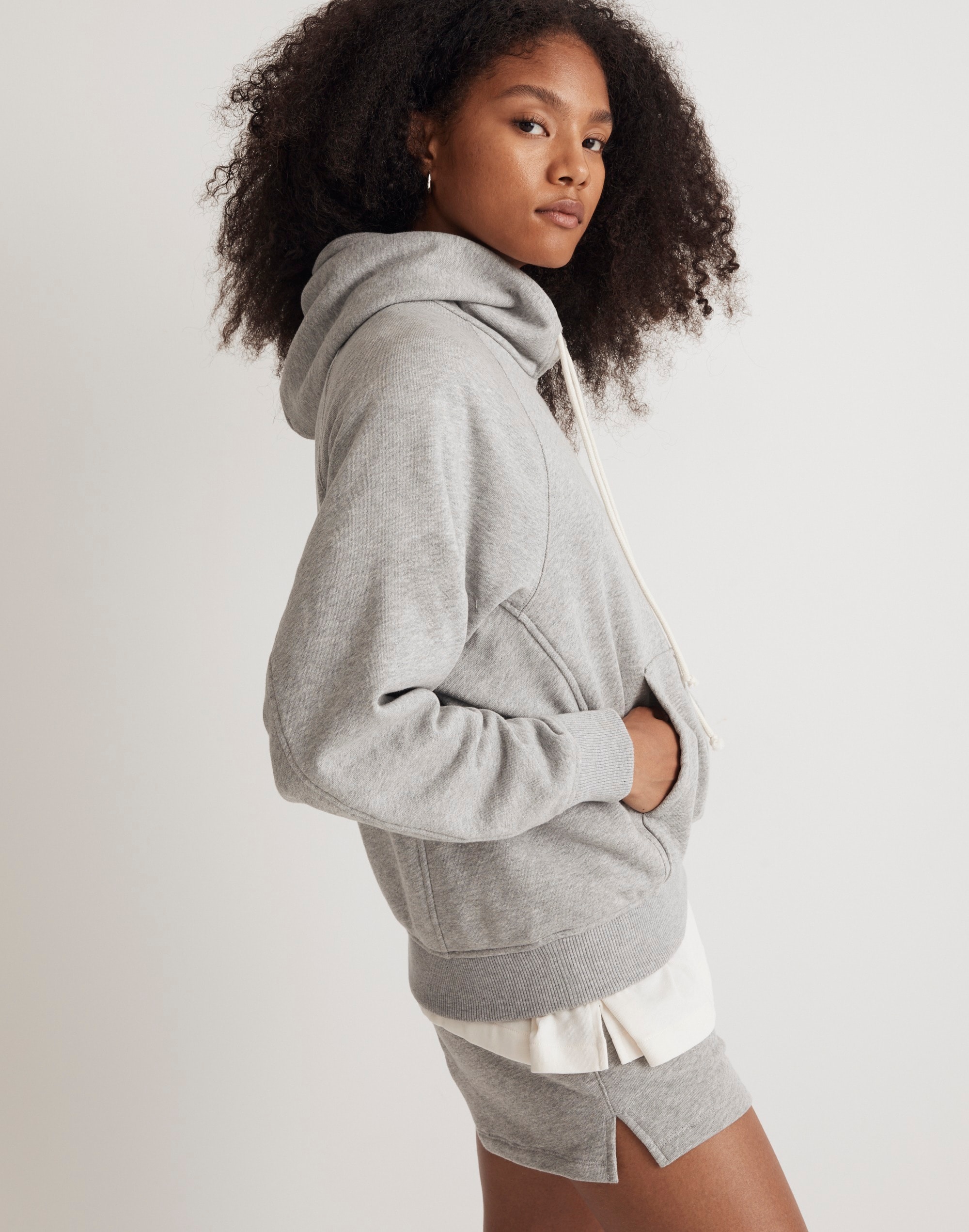 Terry Relaxed Raglan-Sleeve Sweatshirt