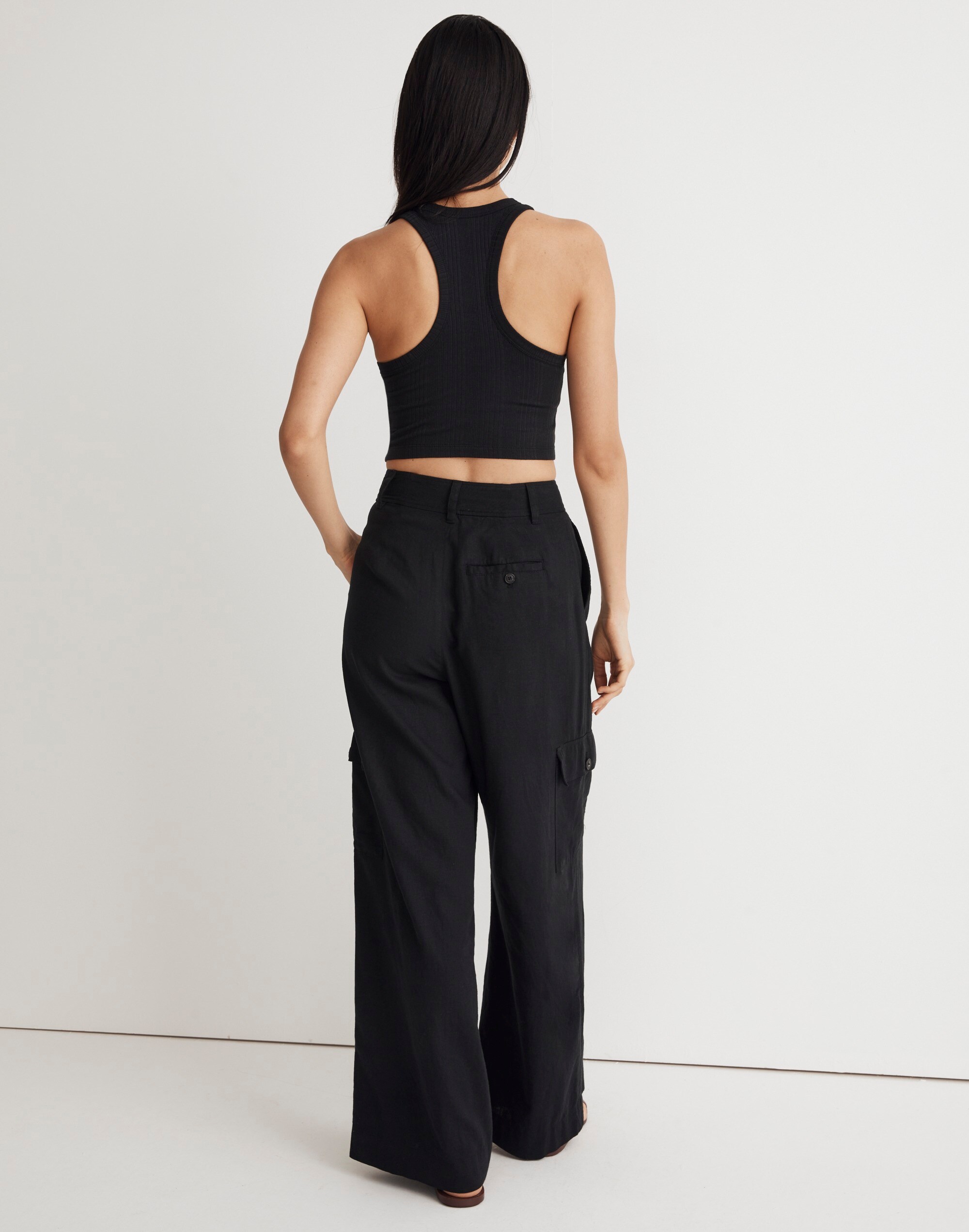Wide-Leg Cargo Pants in Linen-Blend