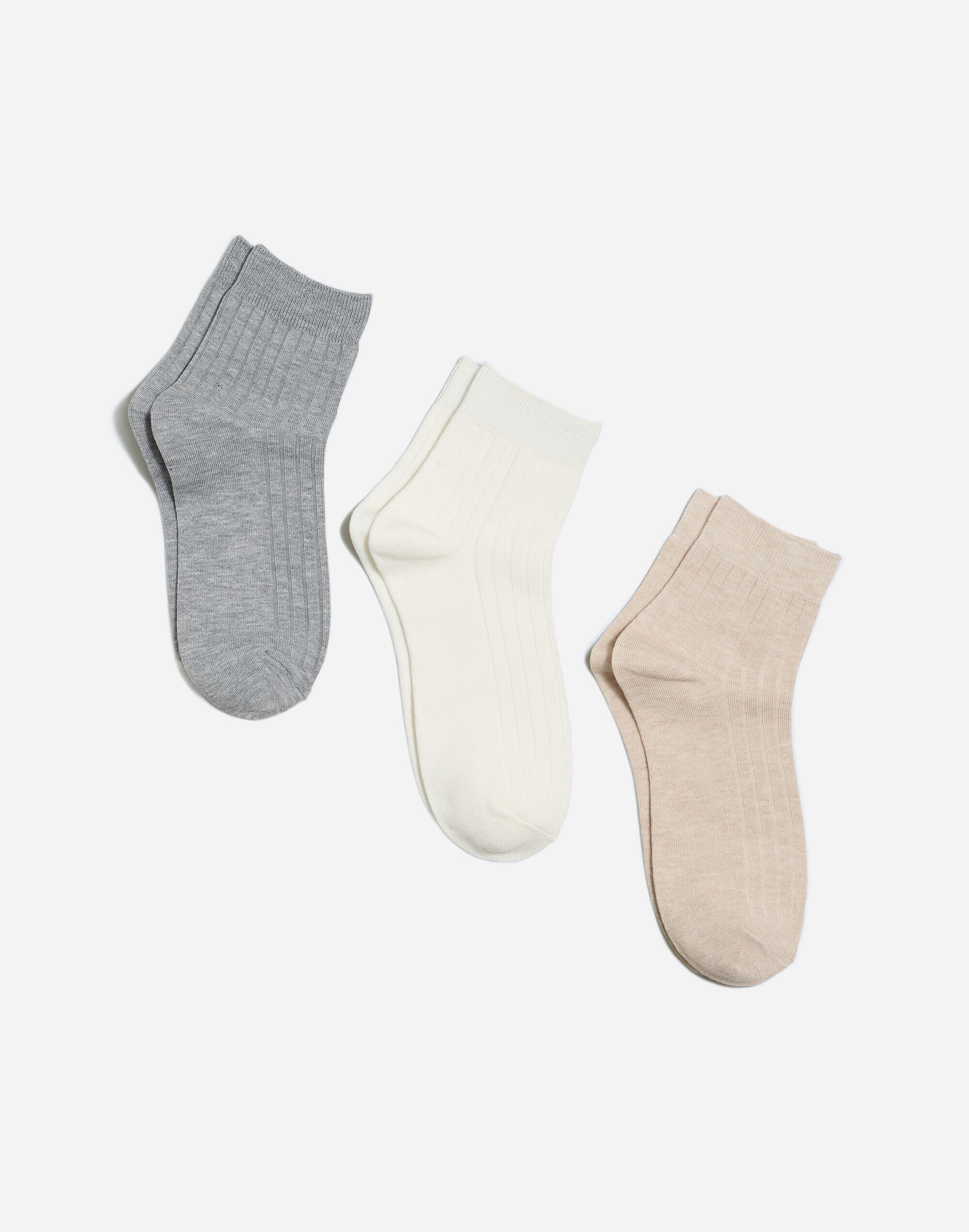 Three-Pack Slinky Ankle Socks