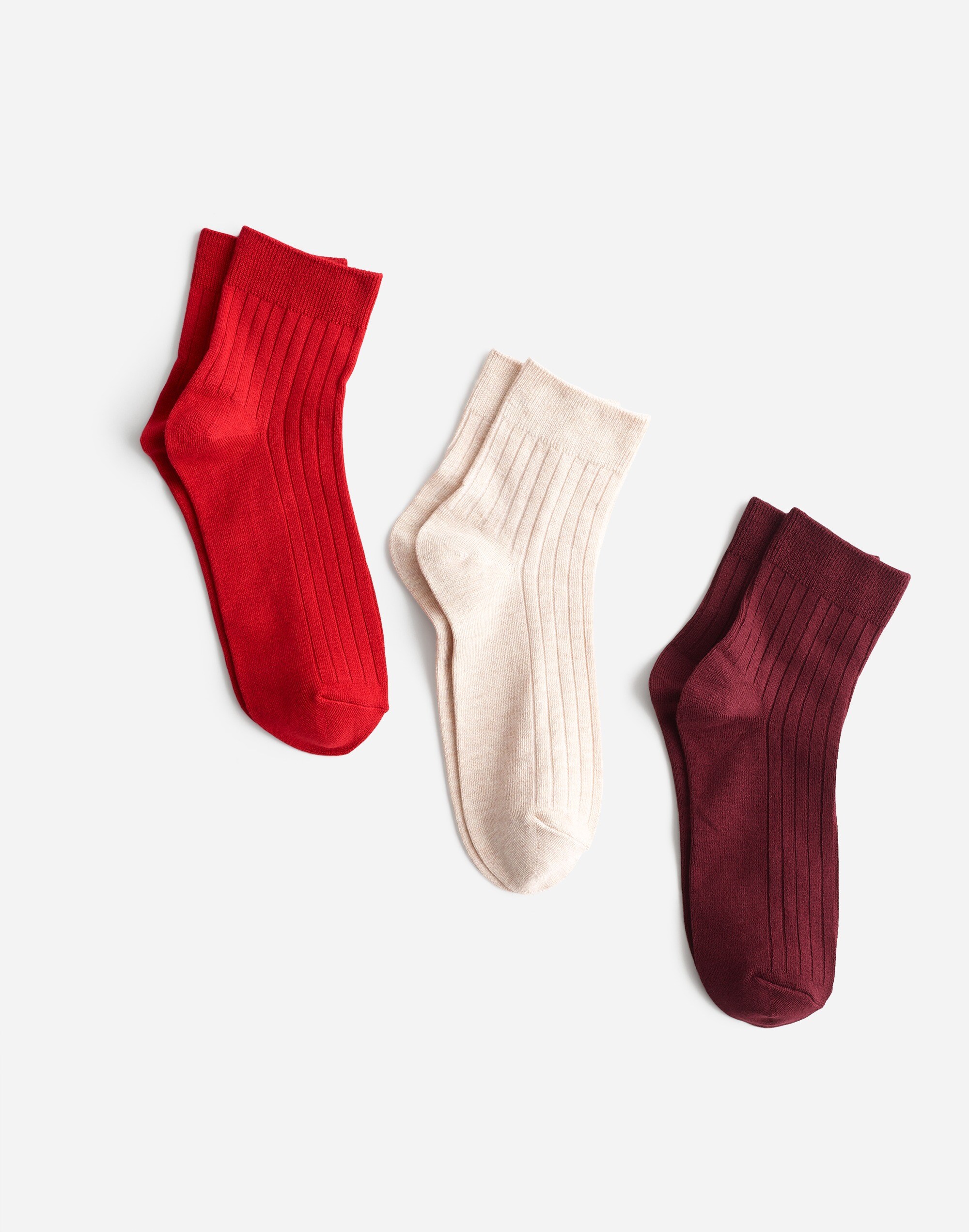 Three-Pack Slinky Ankle Socks