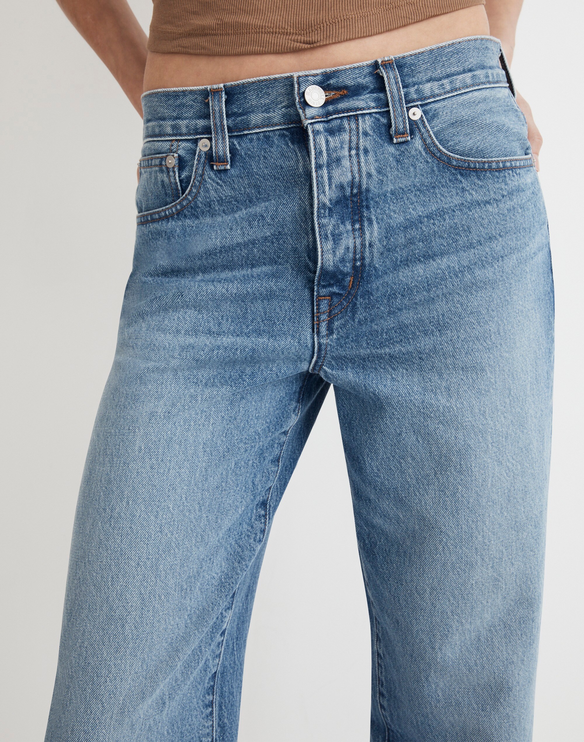 Low-Slung Straight Jeans in Seville Wash