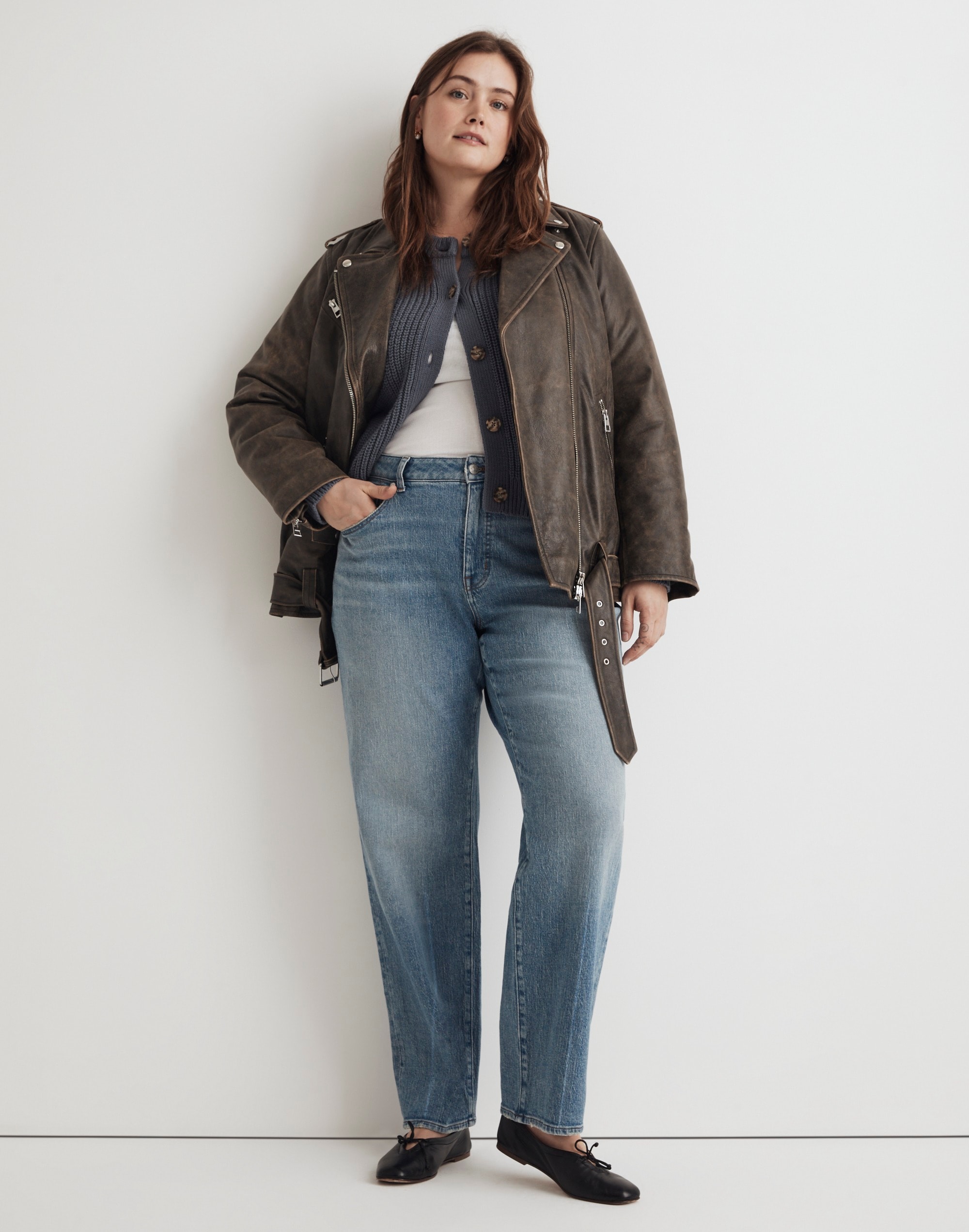 The Plus Curvy '90s Straight Jean Rondell Wash: Crease Edition