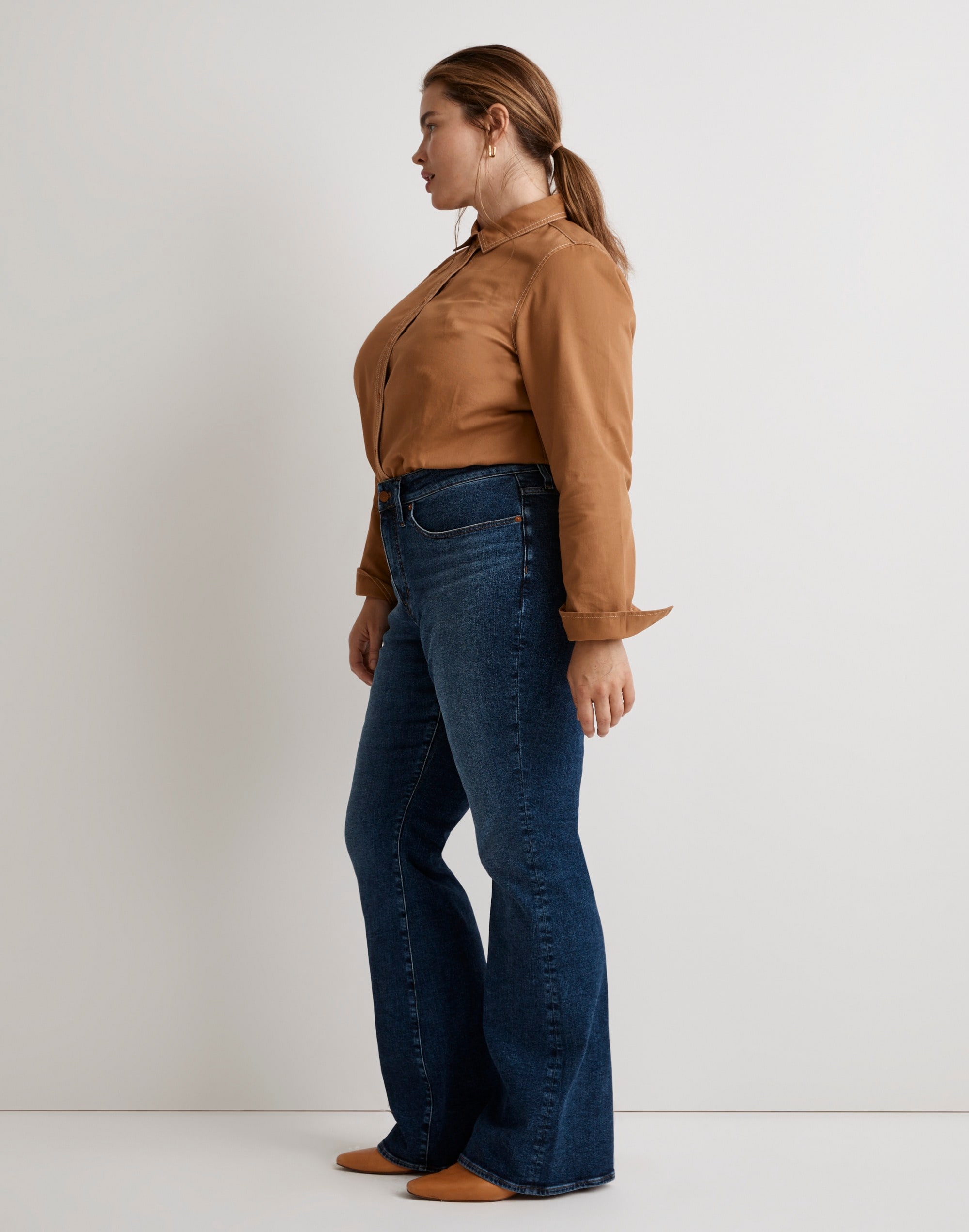 Plus Curvy Skinny Flare Jeans in Alvord Wash: Instacozy Edition