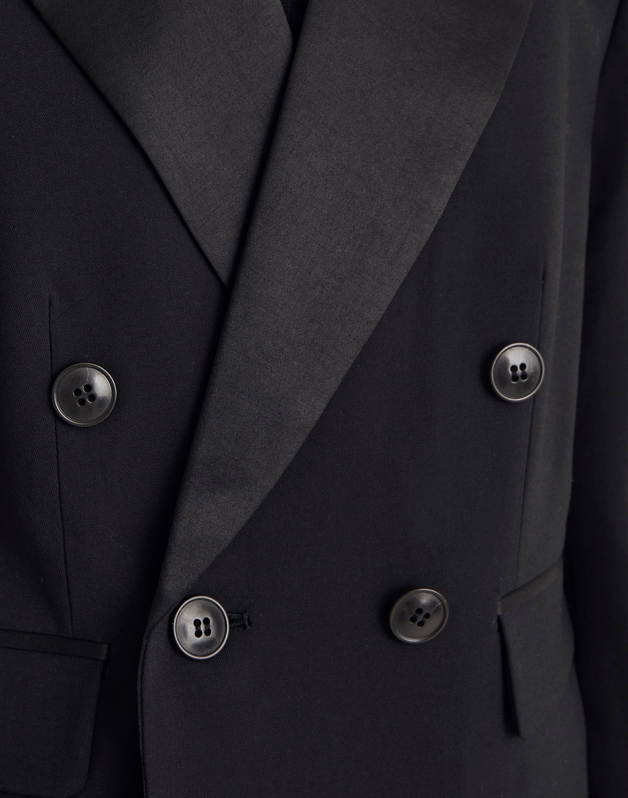 Cropped Tuxedo Blazer