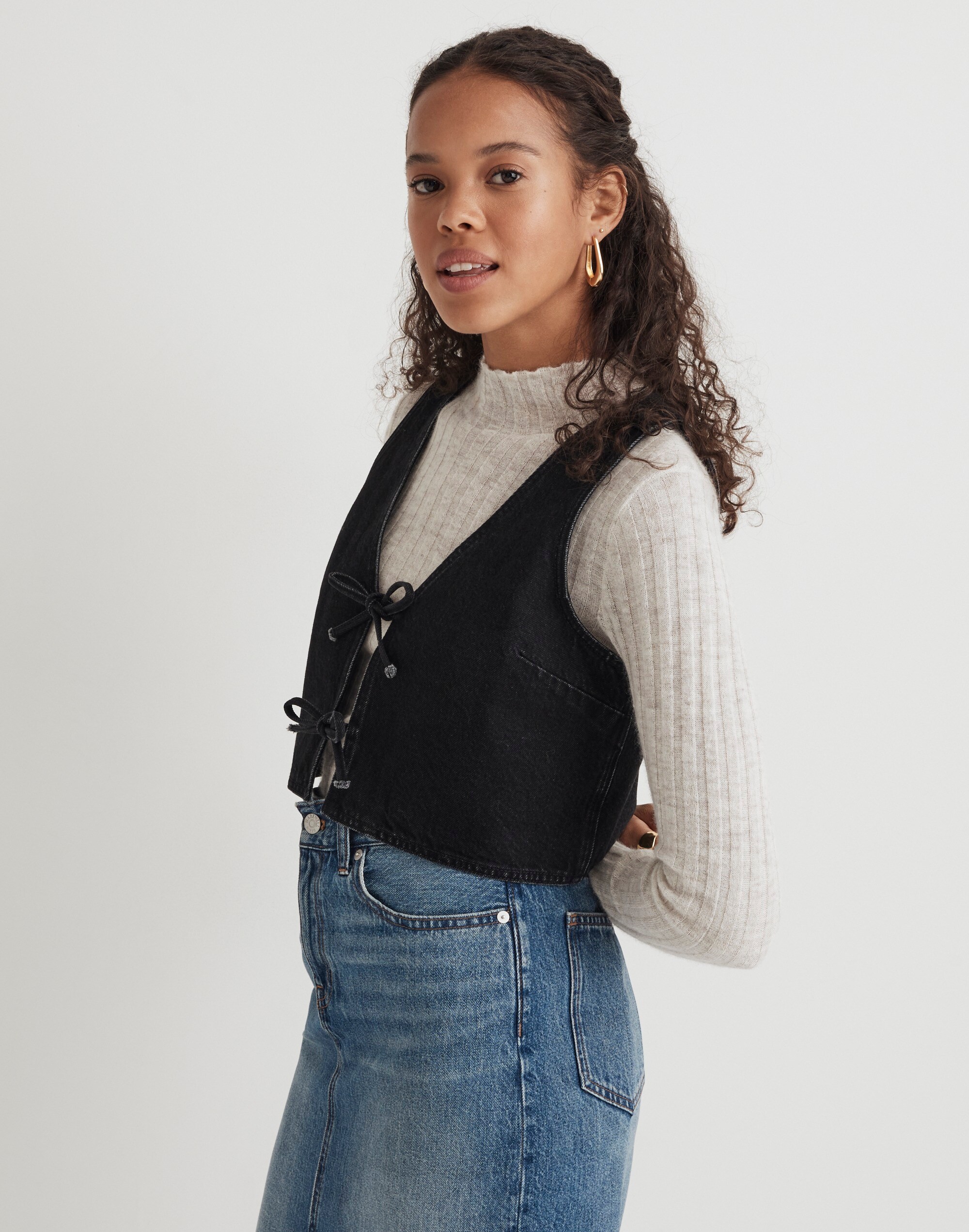 Denim Tie-Front Cropped Vest in Paulsen Wash