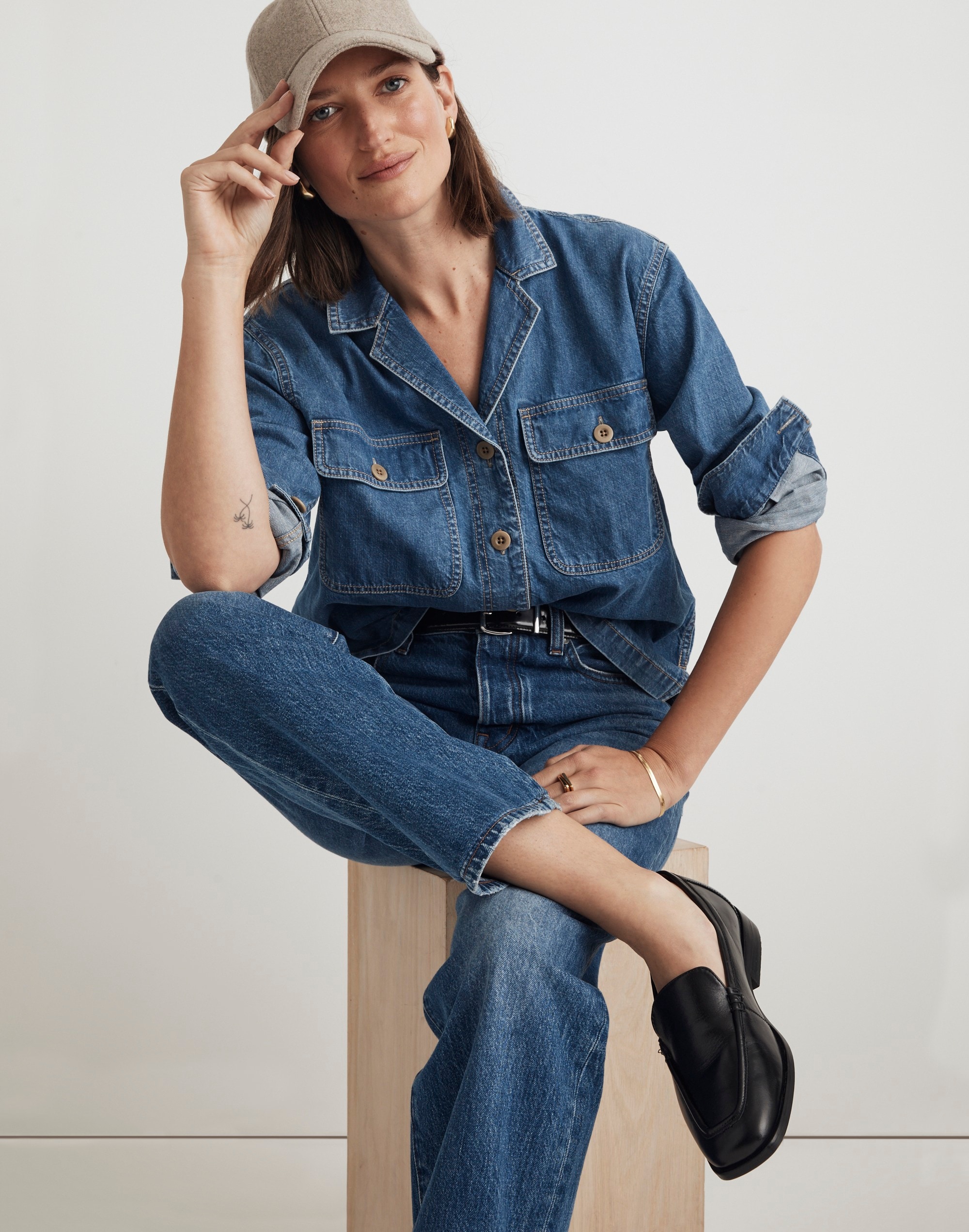 Denim Cropped Button-Up Shirt in Ridgeville Wash