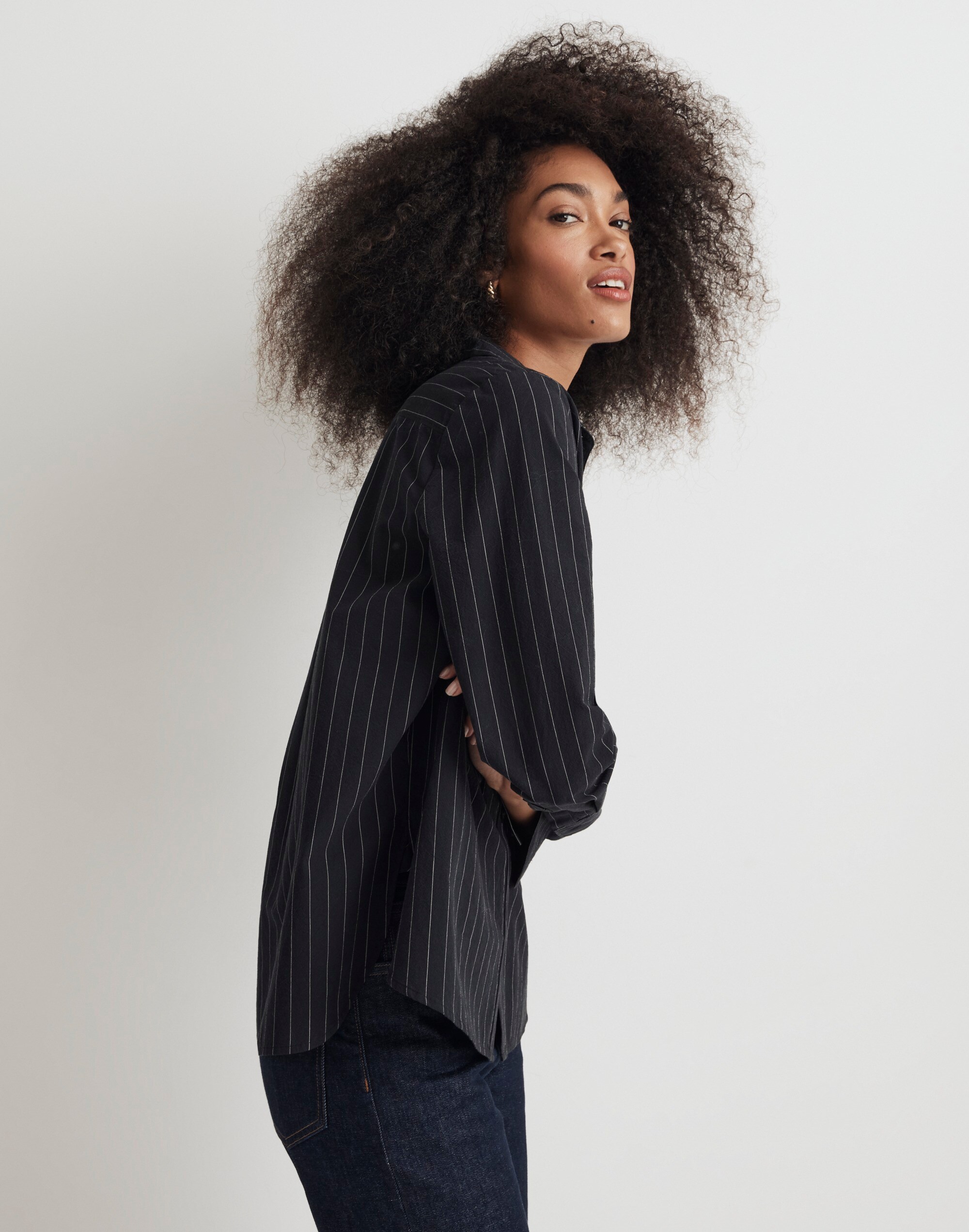 Signature Poplin Button-Up Shirt in Pinstripe