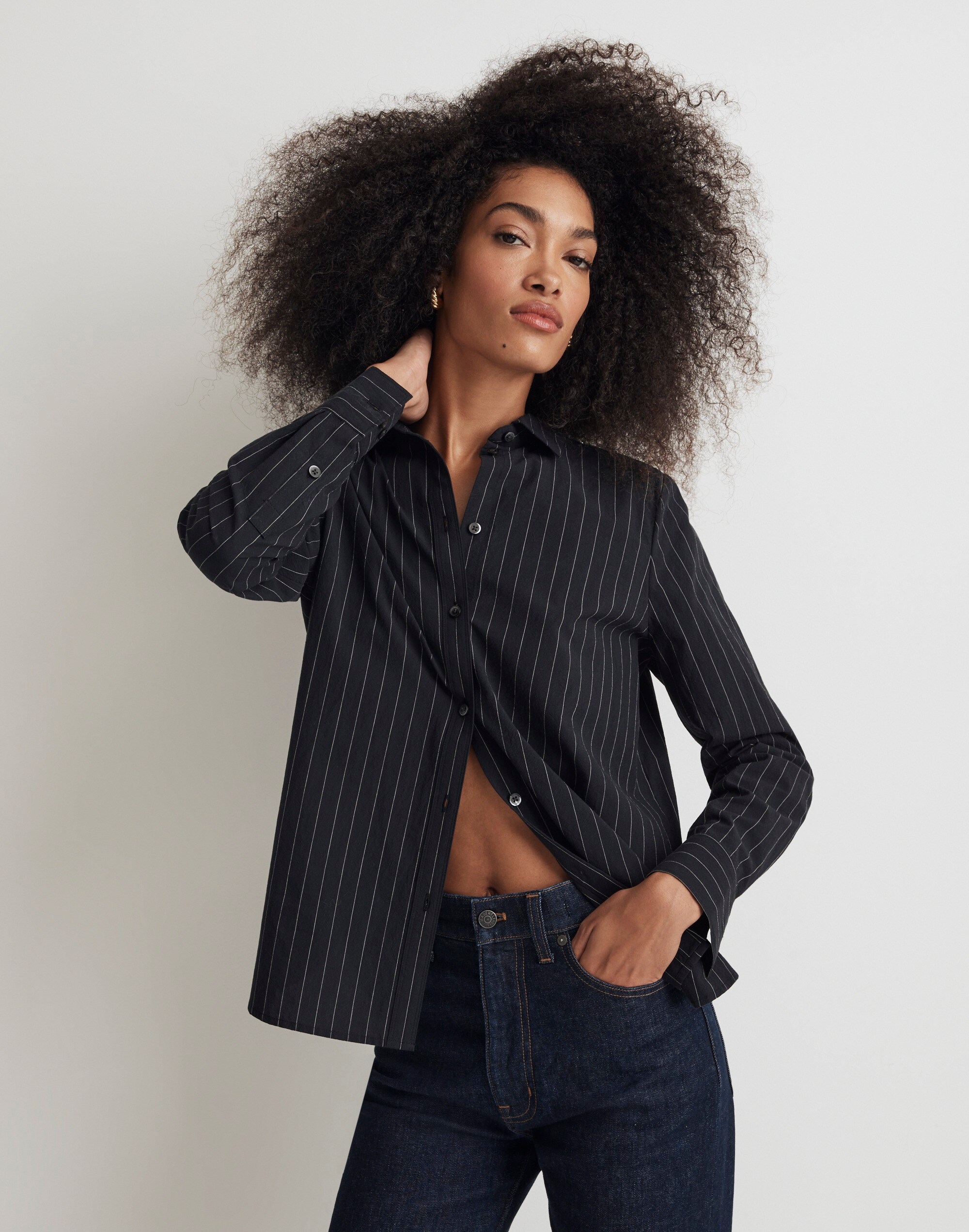 Signature Poplin Button-Up Shirt in Pinstripe