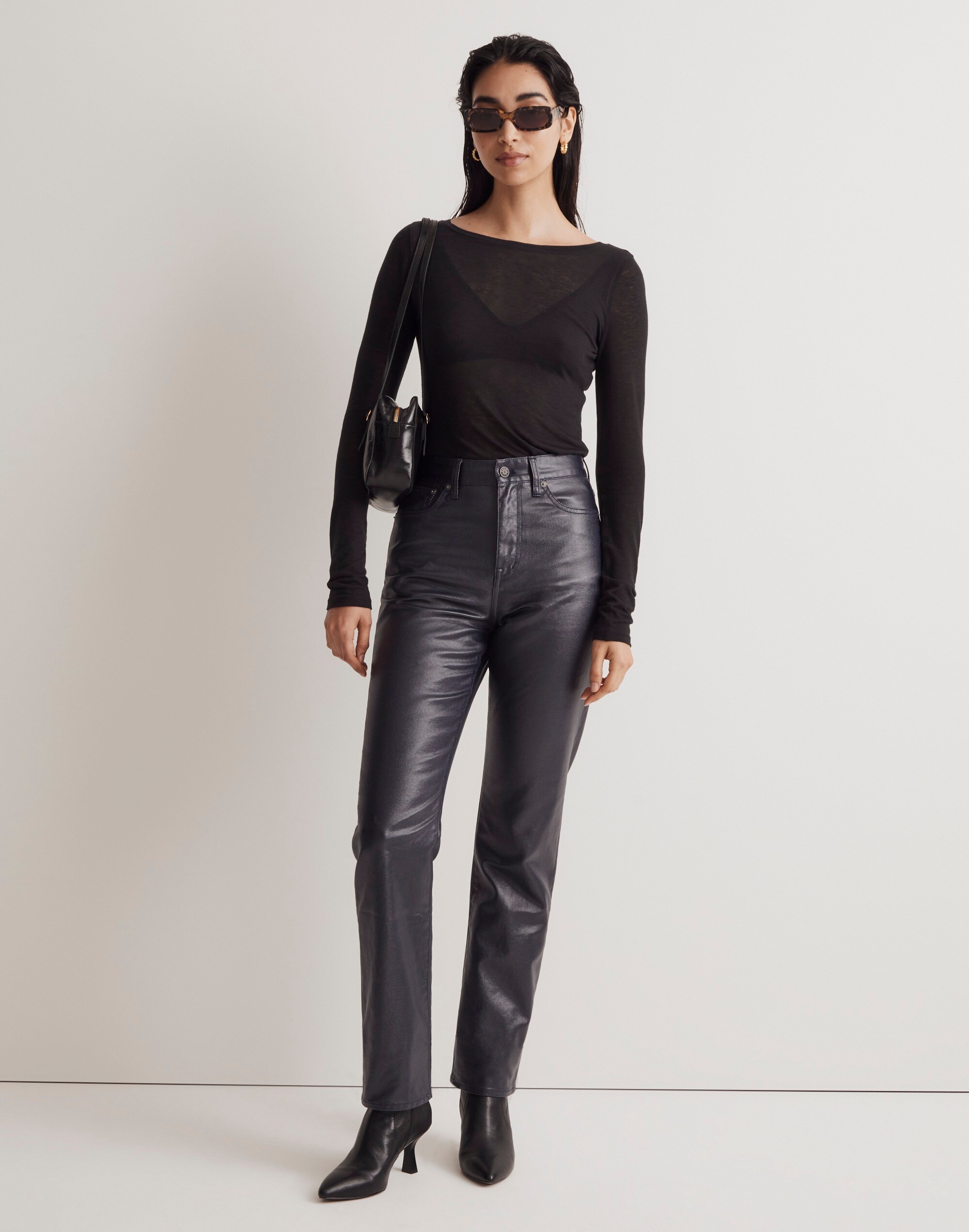 Scoopneck Long-Sleeve Tee