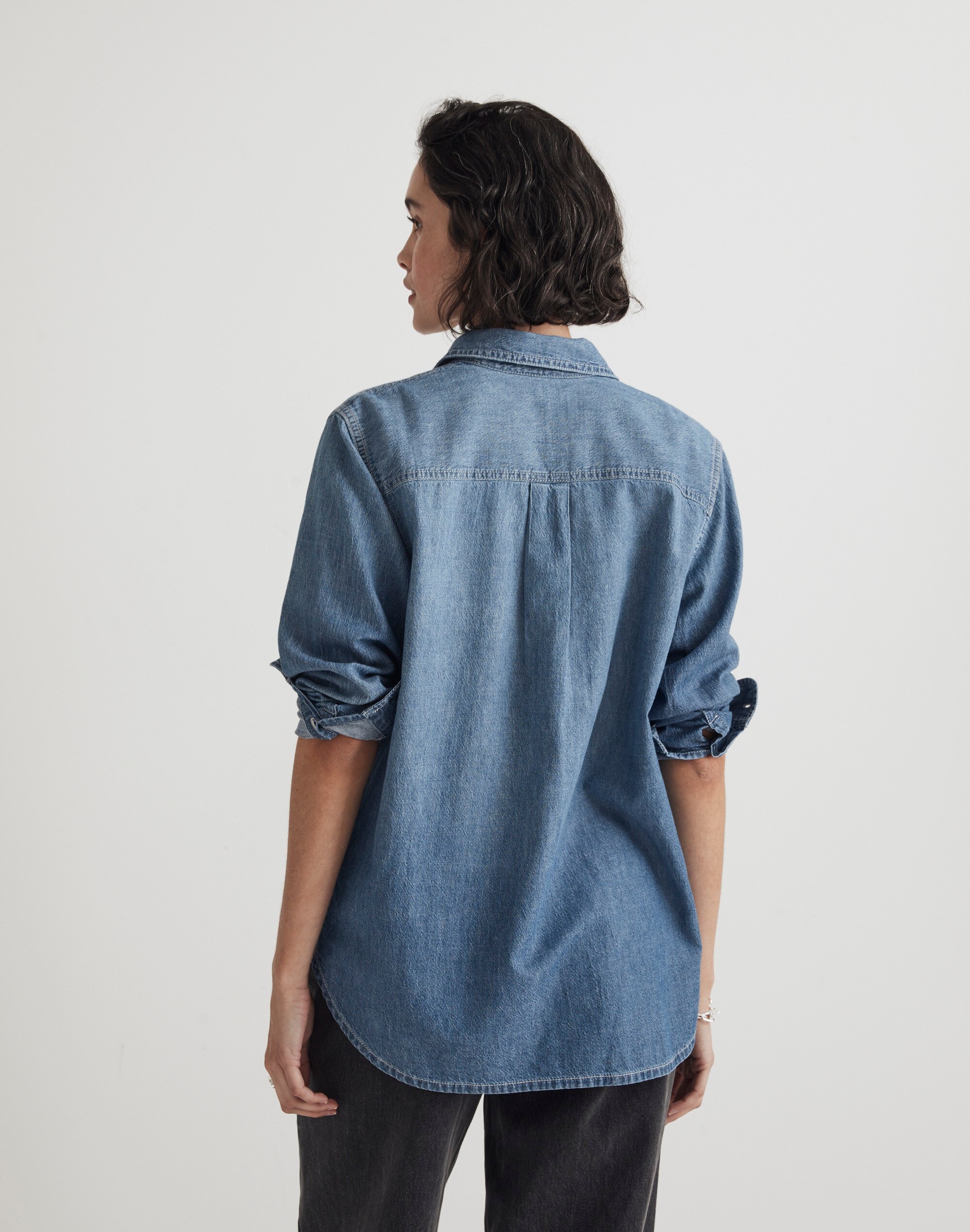 Denim Button-Up Shirt in Nielsen Wash