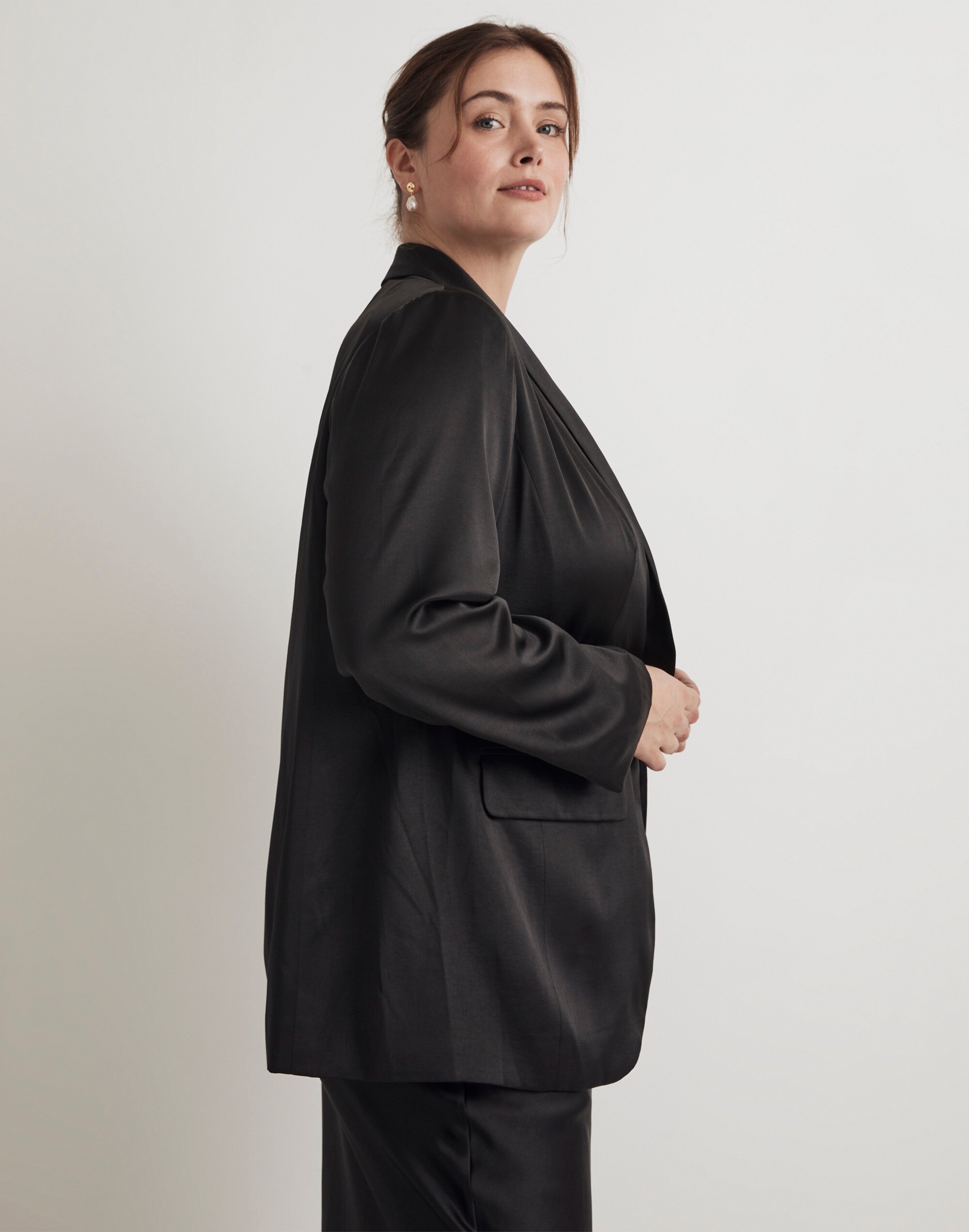 Plus Satin Oversized Blazer
