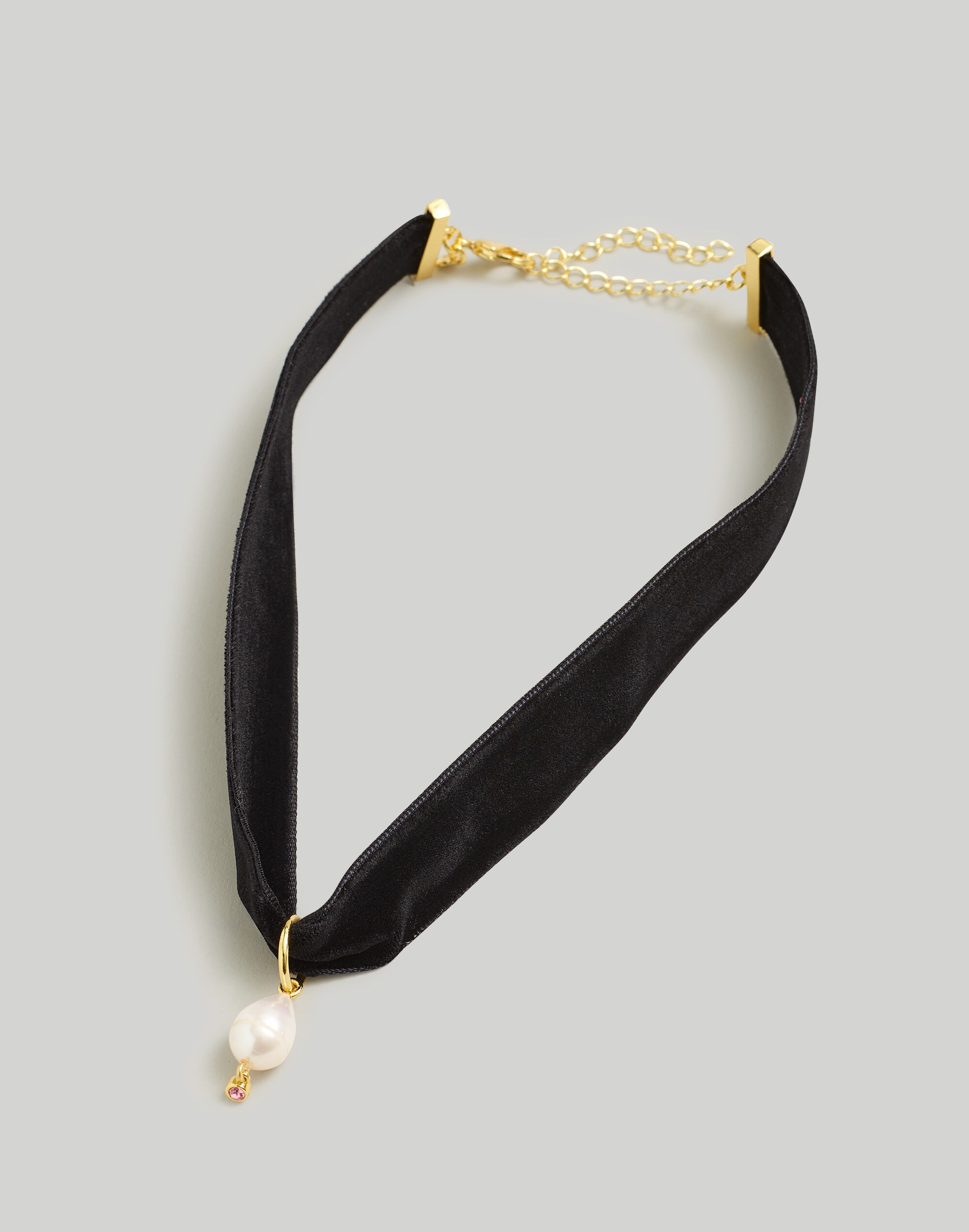 Freshwater Pearl Velvet Choker Necklace