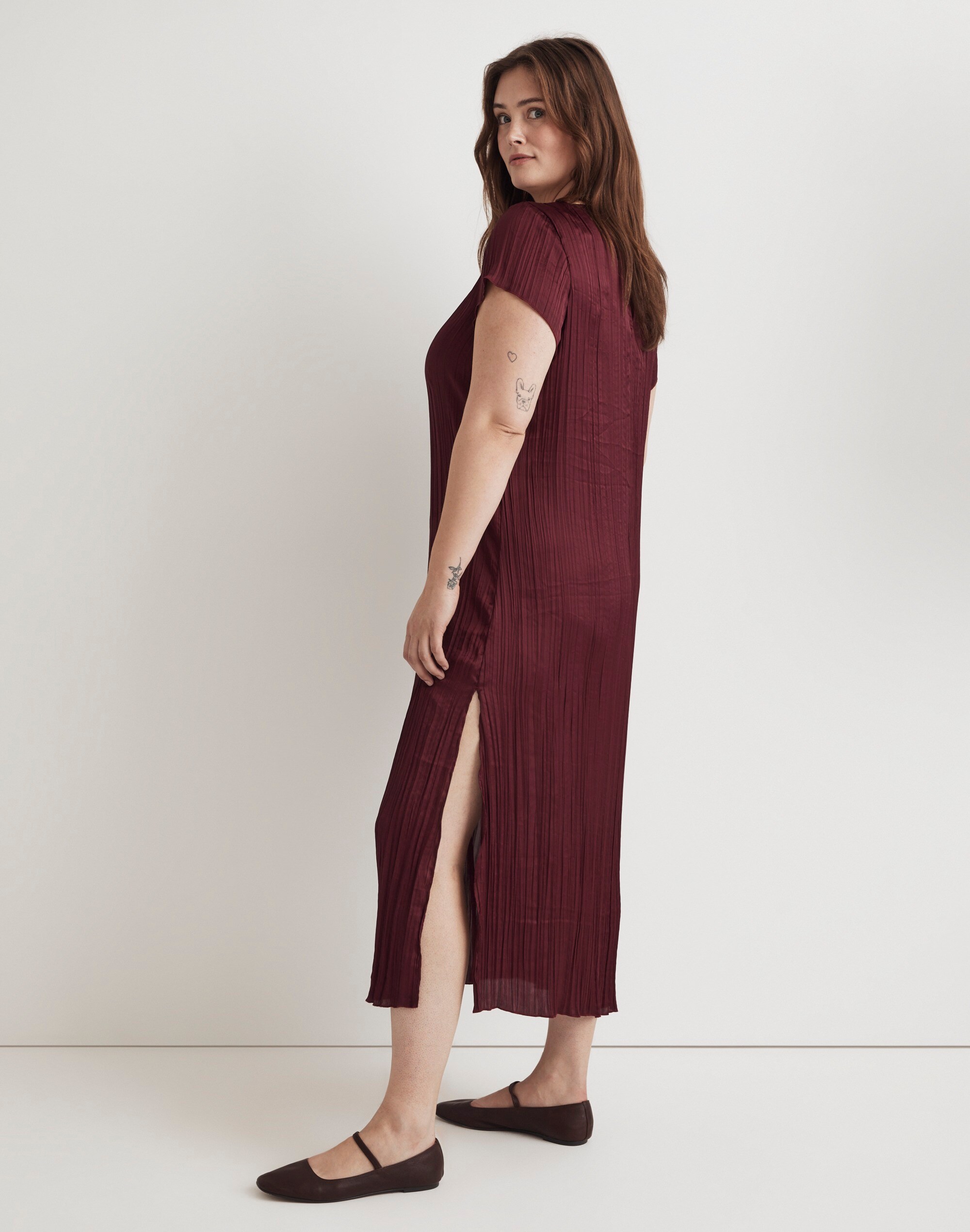 Plus Short-Sleeve Slip Midi Dress in Pliss&eacute;