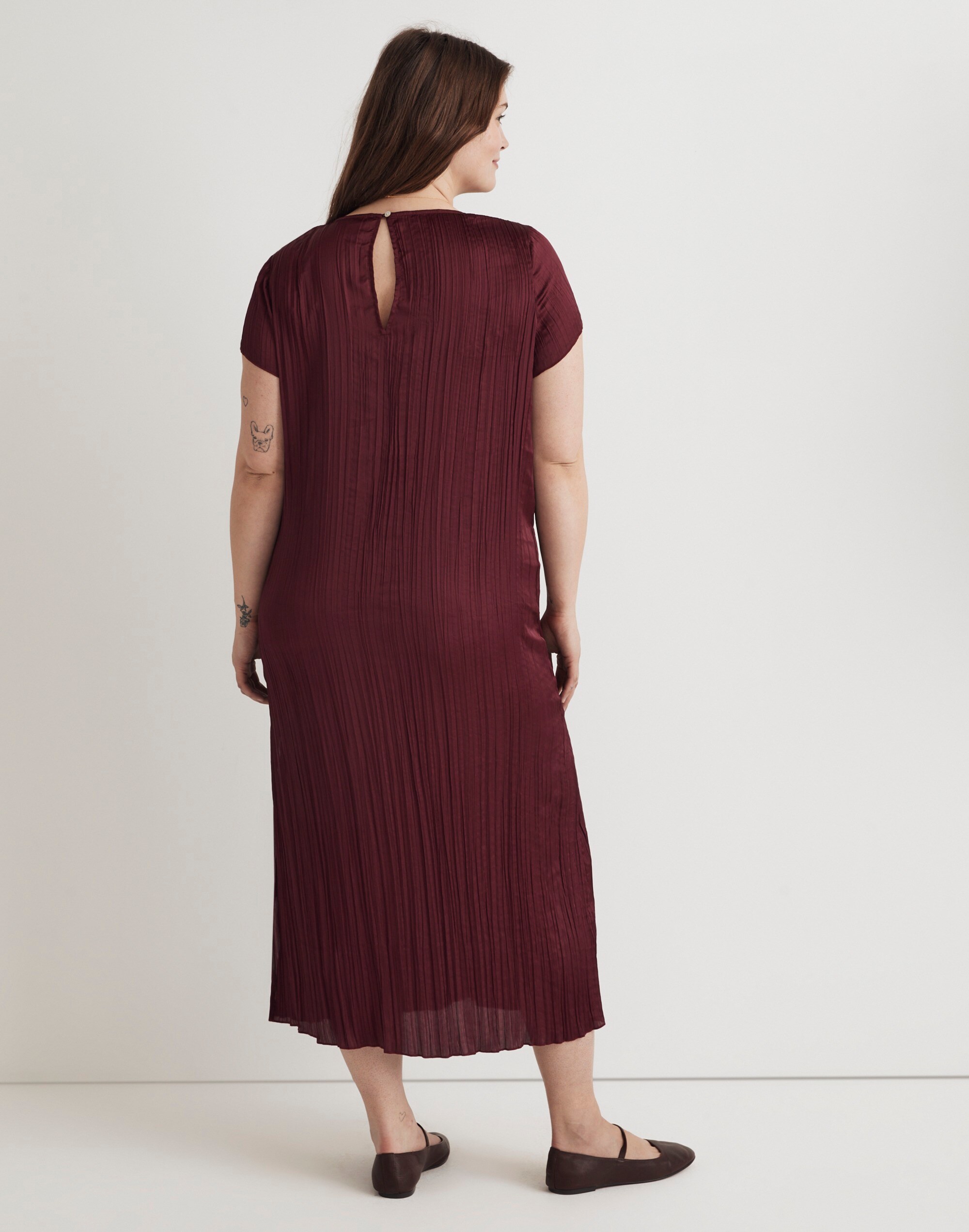 Plus Short-Sleeve Slip Midi Dress in Pliss&eacute;