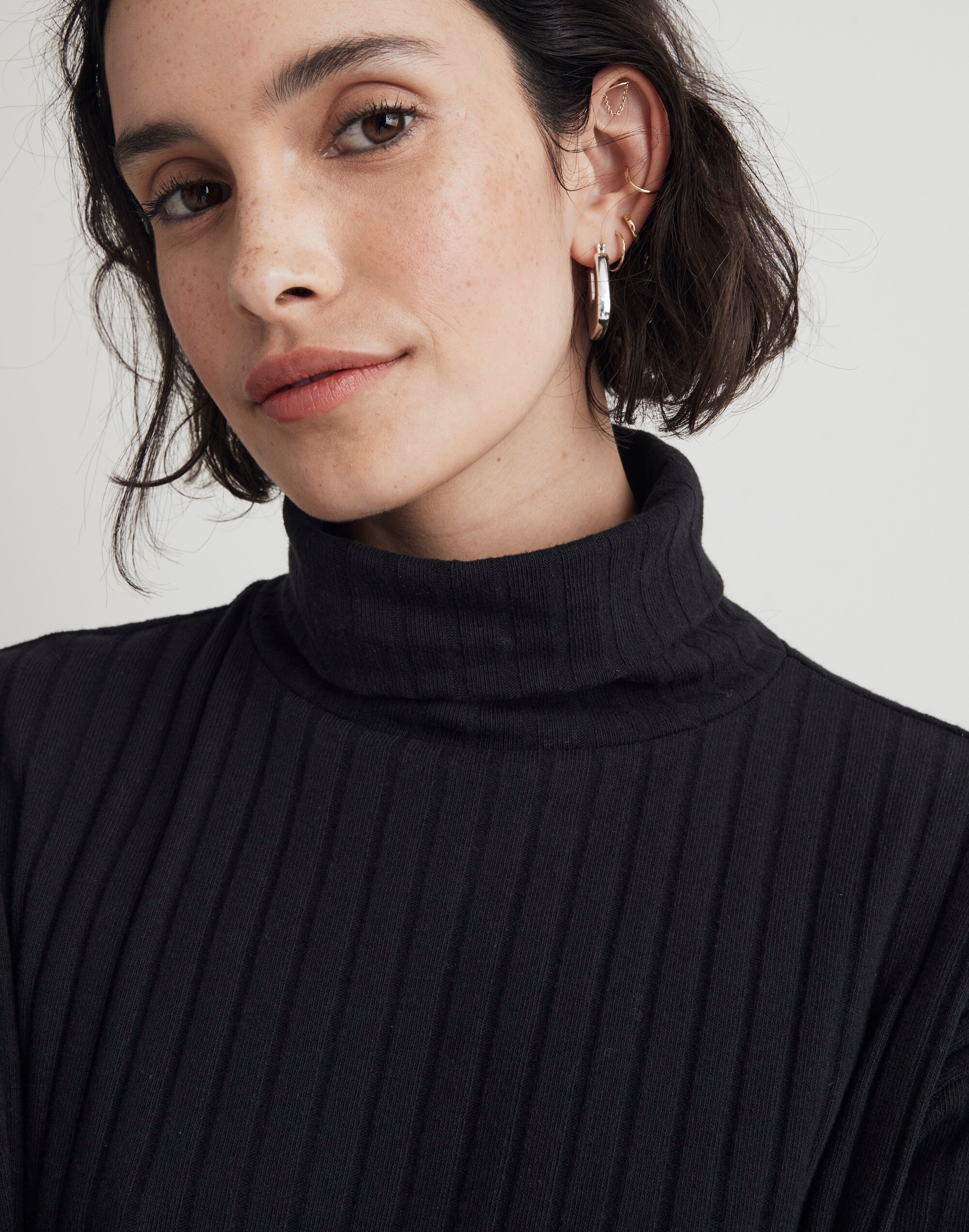 Relaxed Turtleneck Tee