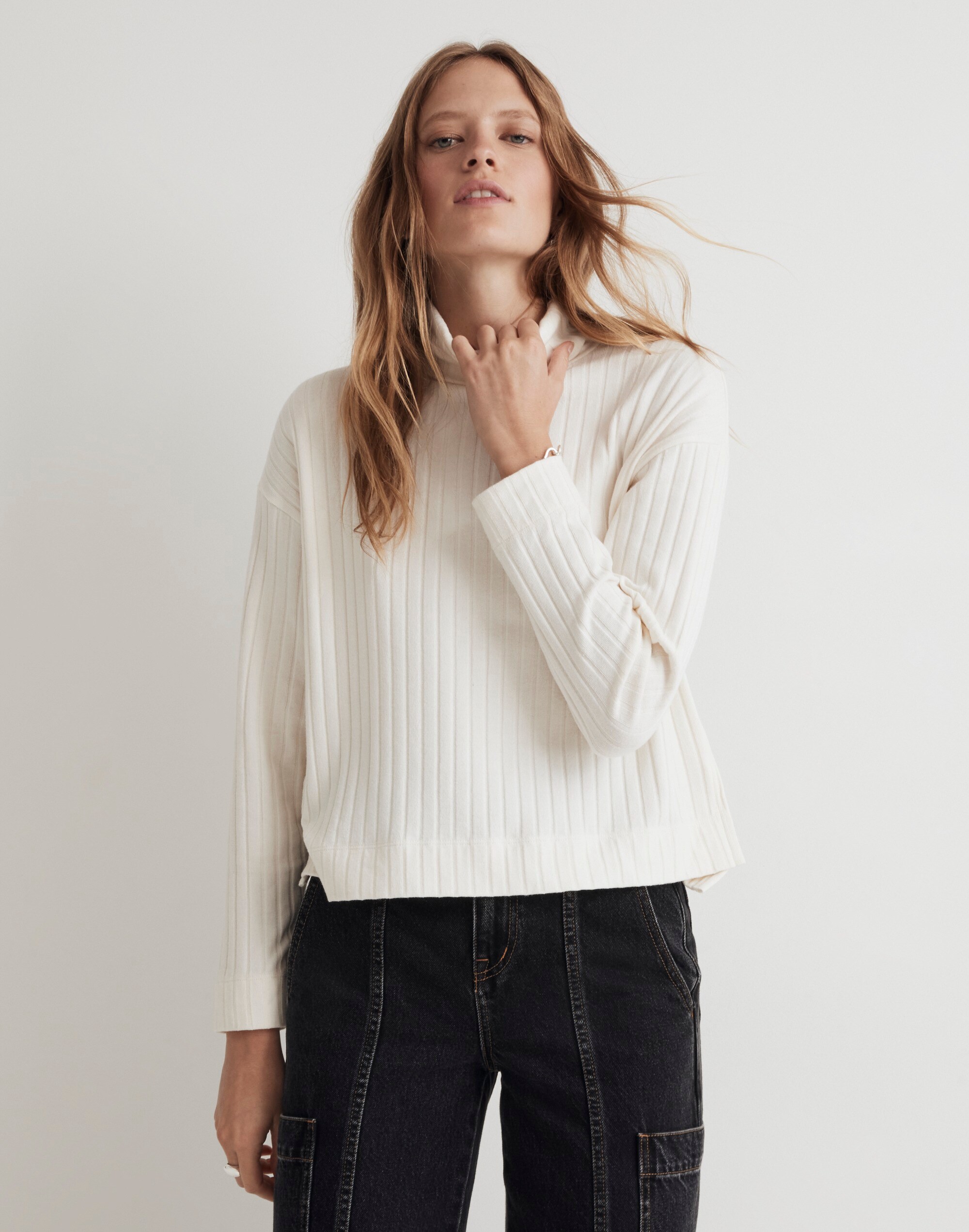 Relaxed Turtleneck Tee
