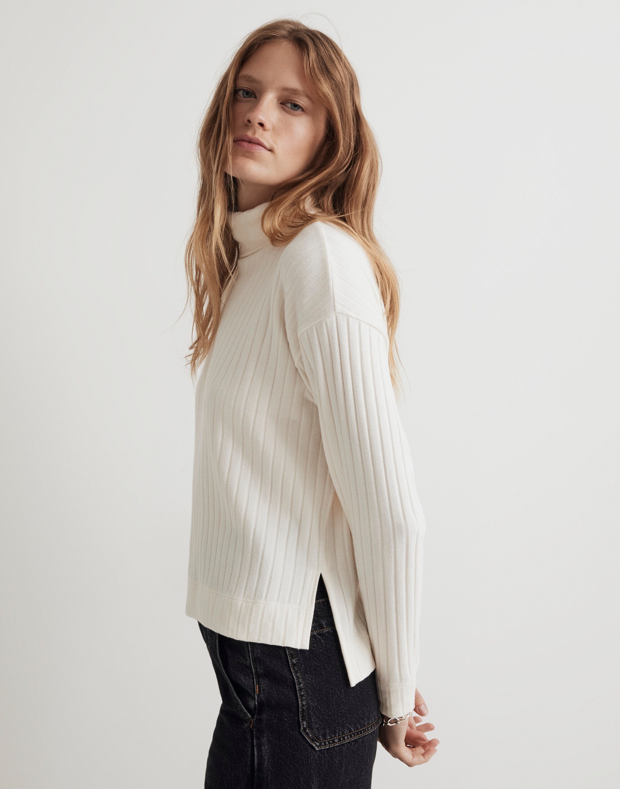 Relaxed Turtleneck Tee