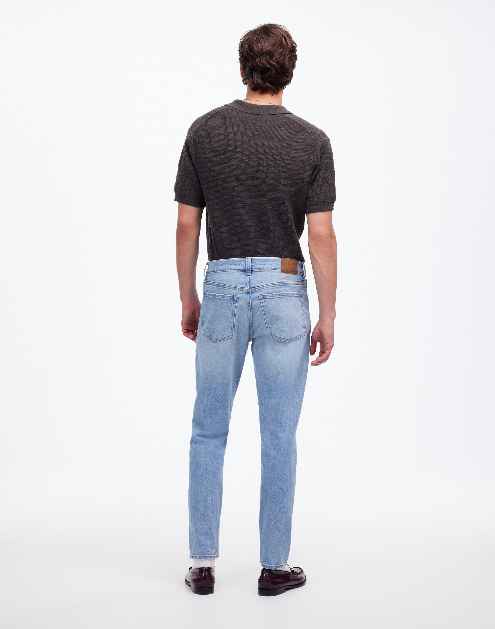 Relaxed Taper Jeans