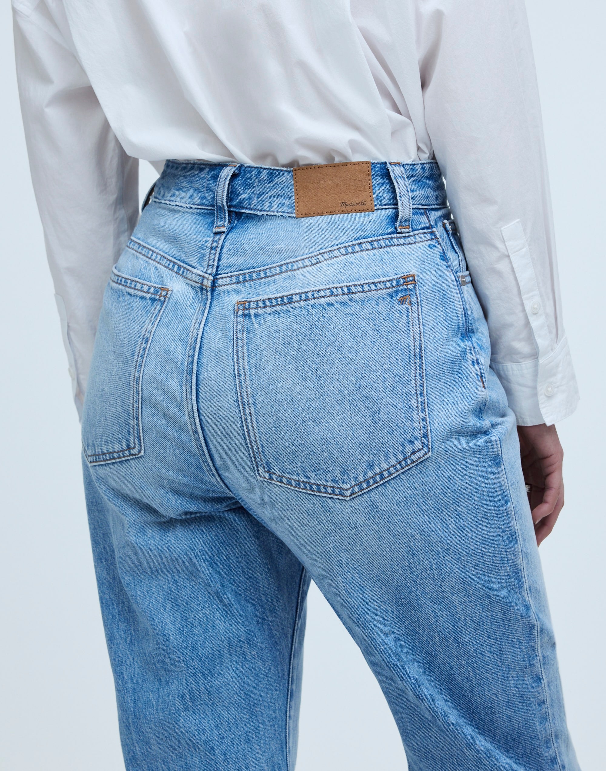 The Curvy '90s Straight Jean