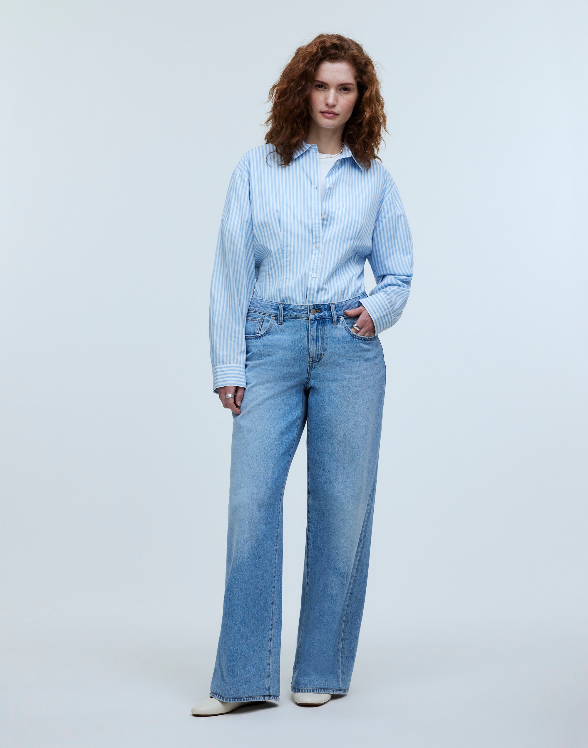 curvy low-rise superwide-leg jeans in kendall wash