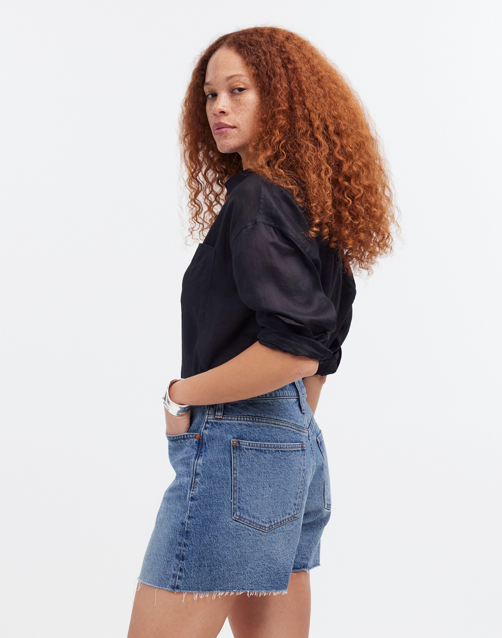 The Curvy Perfect Vintage Short in Dewberry Wash