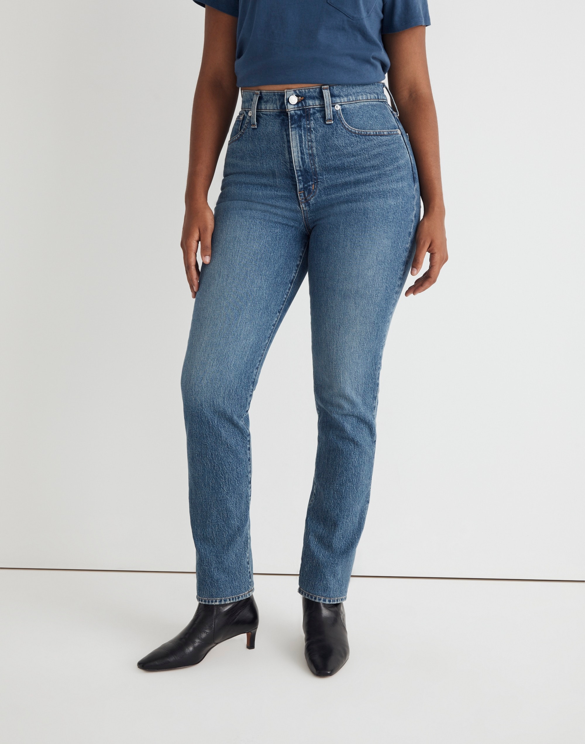 The Curvy Perfect Vintage Jean in Kepler Wash
