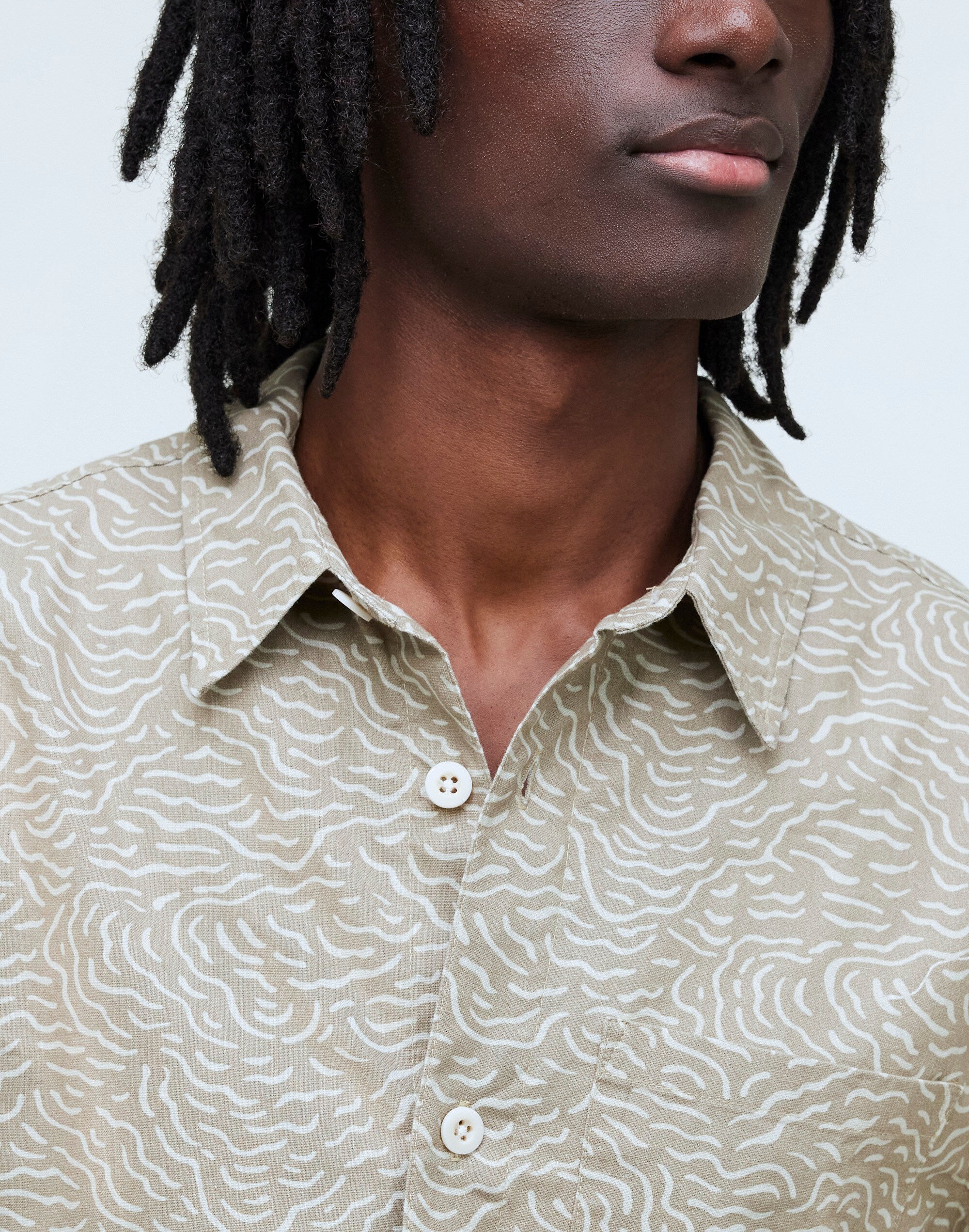 Easy Short-Sleeve Shirt in Hemp-Cotton Blend
