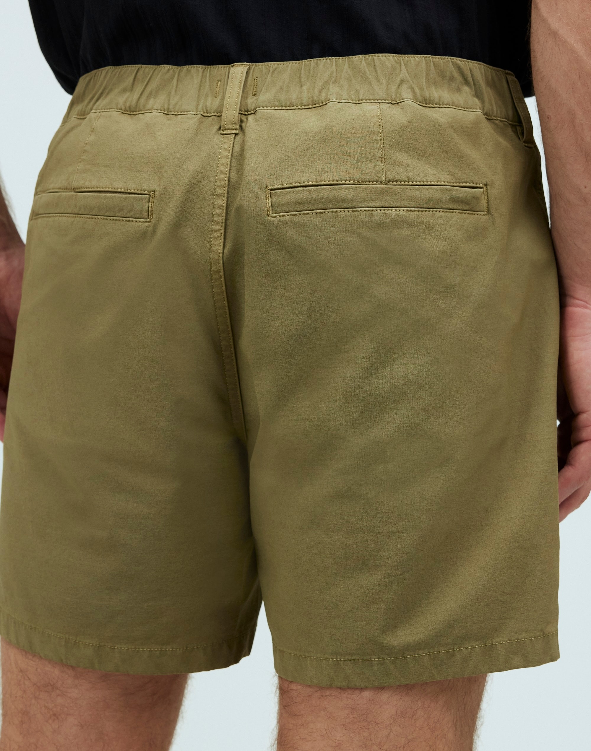 The Weekend Short Alternate Image 5