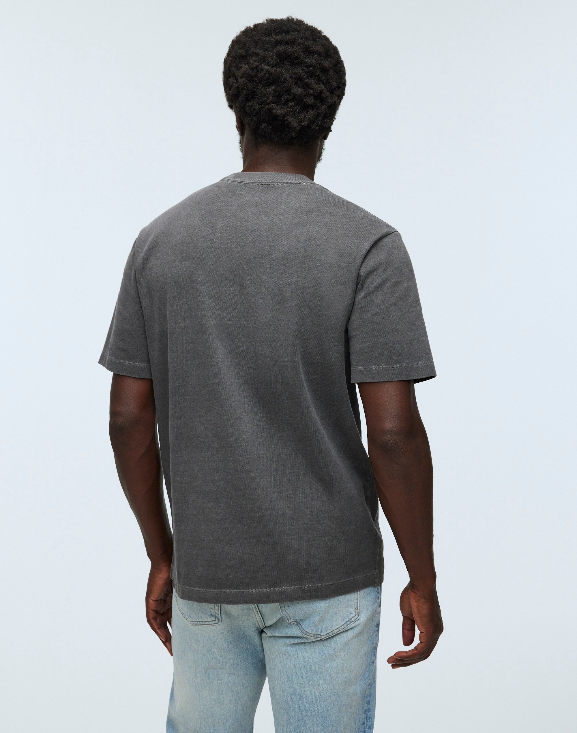 Relaxed Pocket Tee