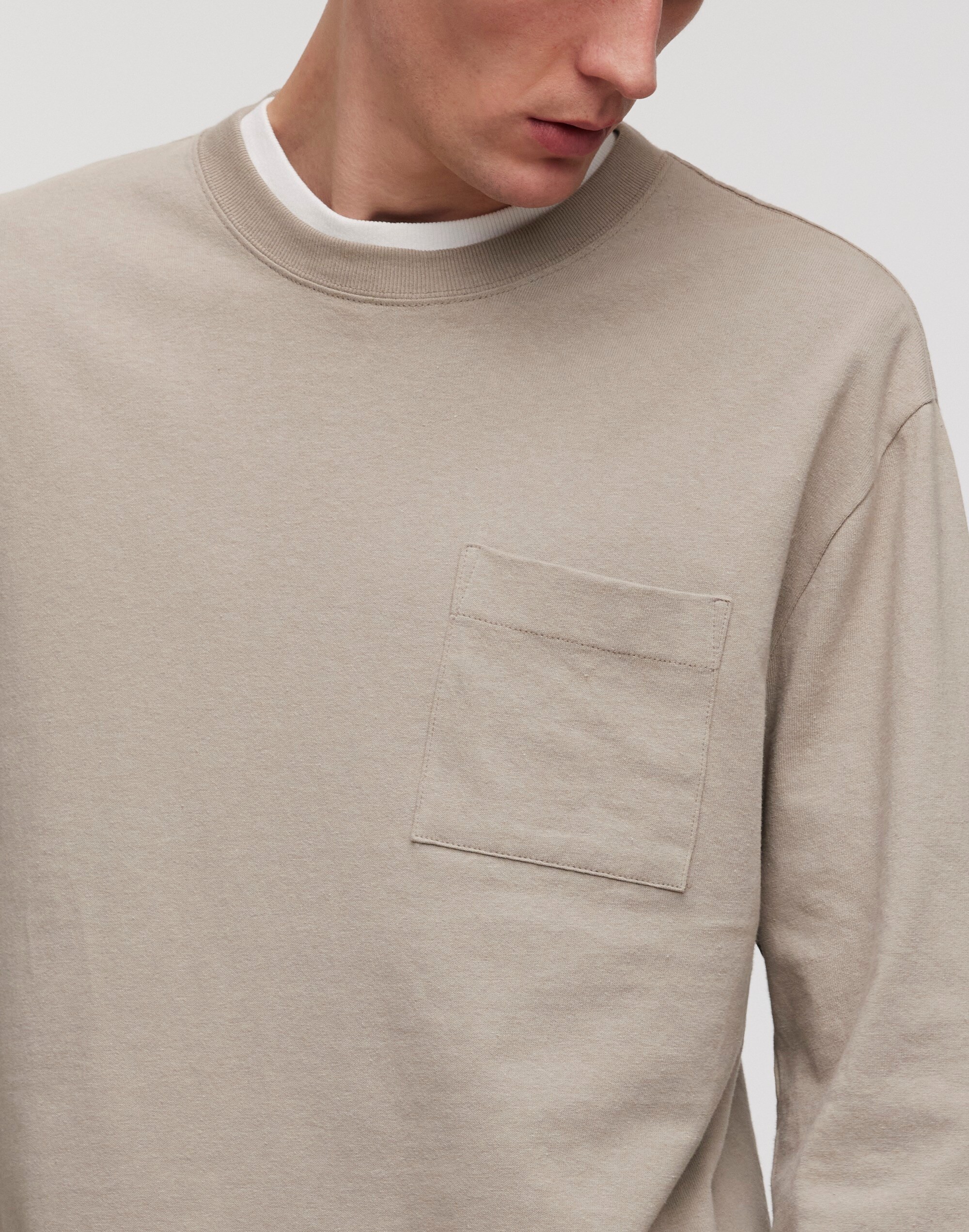 Relaxed Long-Sleeve Tee