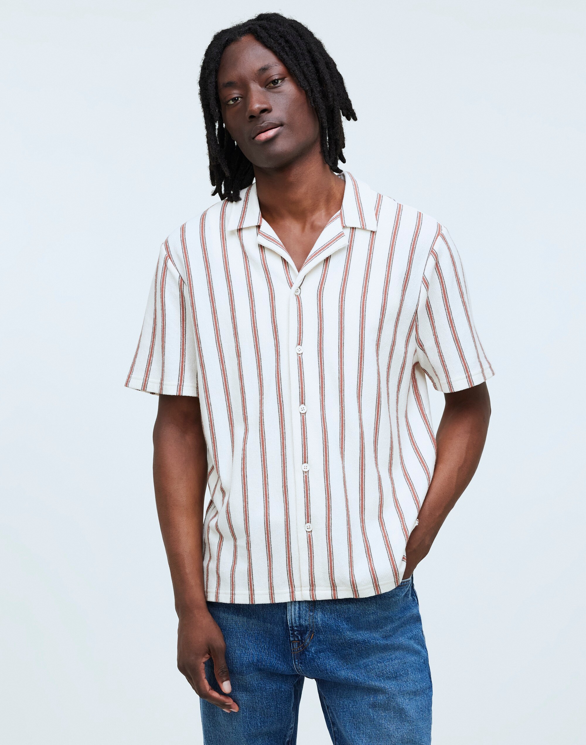 Easy Short-Sleeve Shirt in Stripe Jacquard