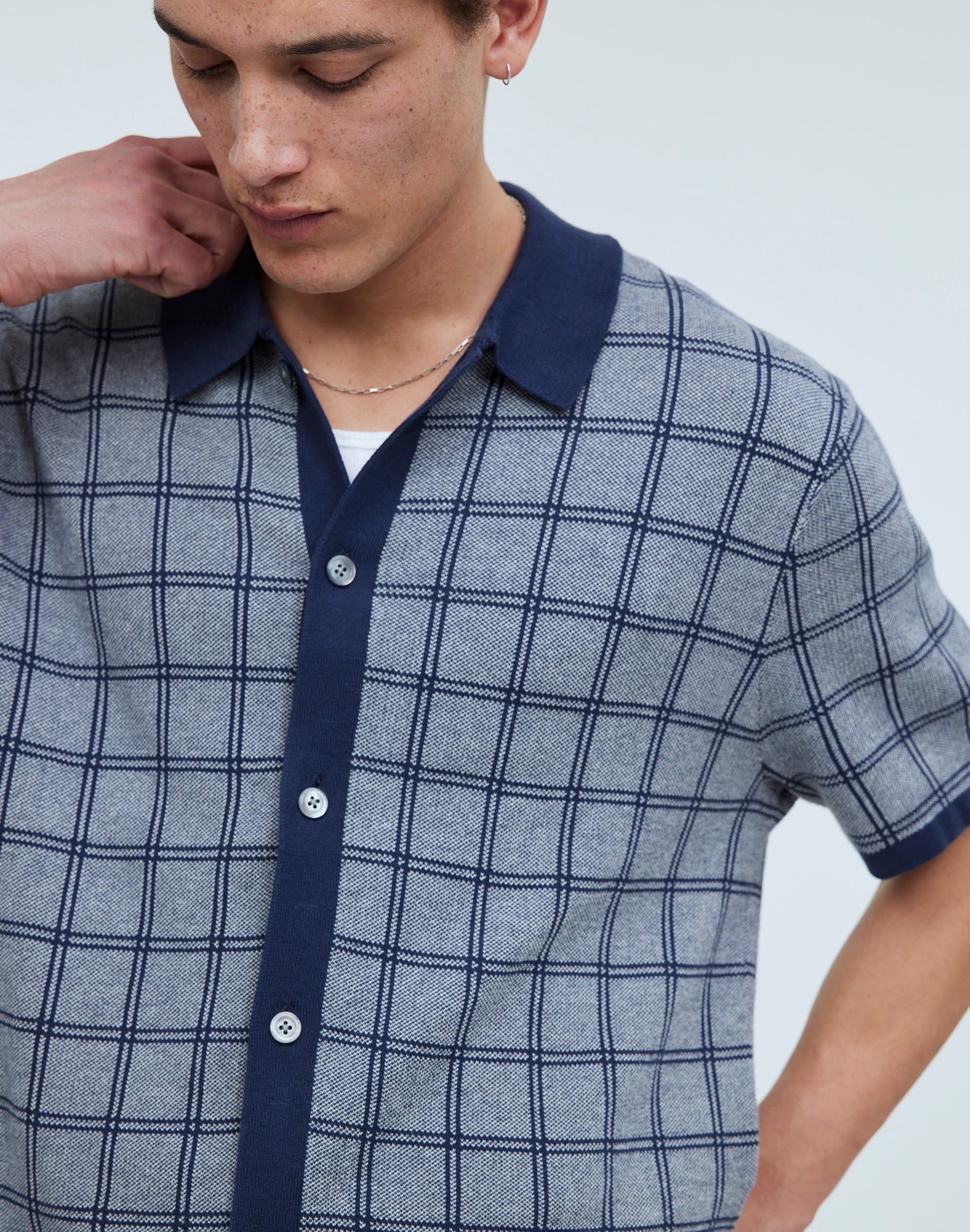 Button-Up Sweater Polo Shirt in Plaid