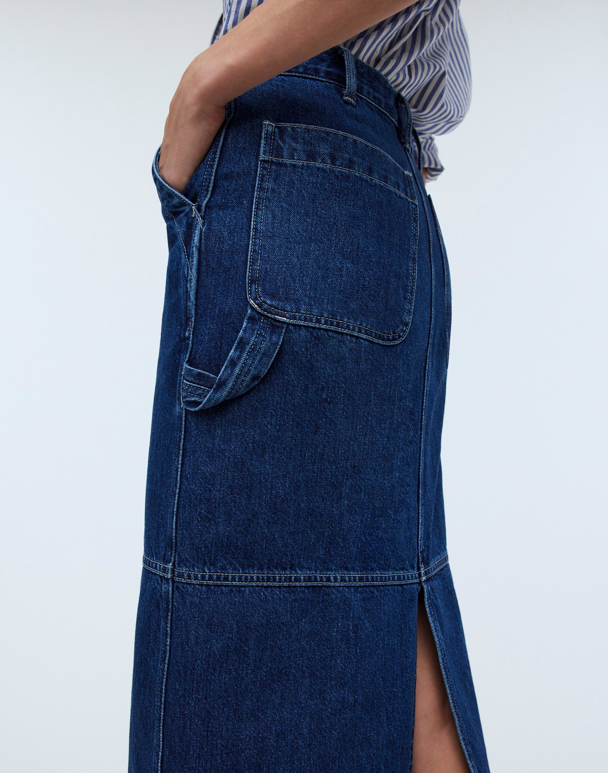 Denim Carpenter Maxi Skirt in Handlon Wash