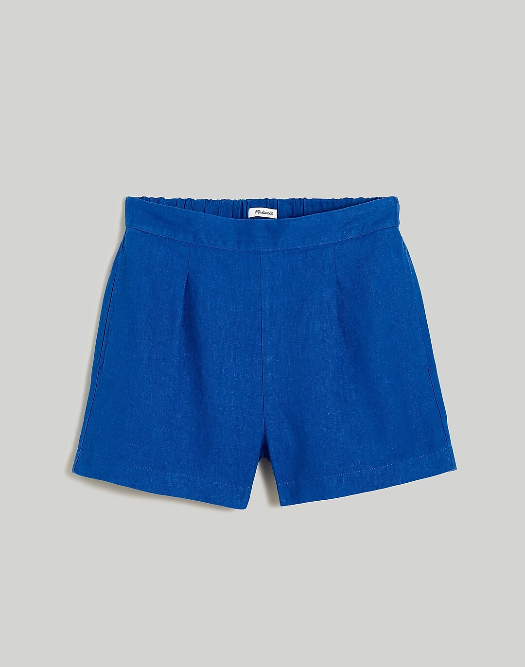 Clean Pull-On Shorts in 100% Linen
