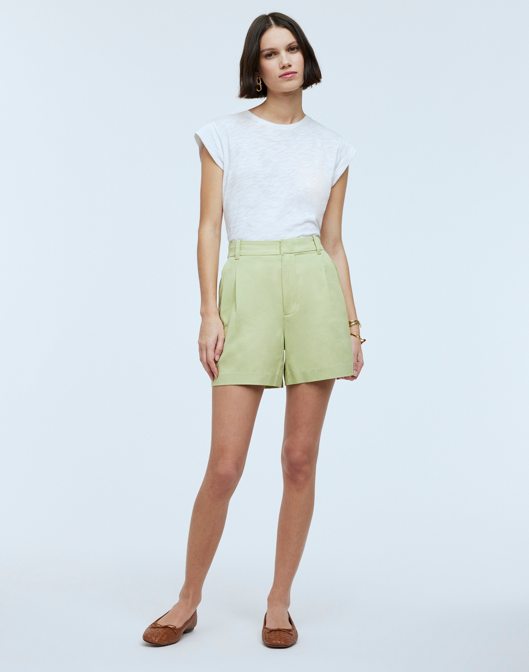 the harlow short in drapey twill