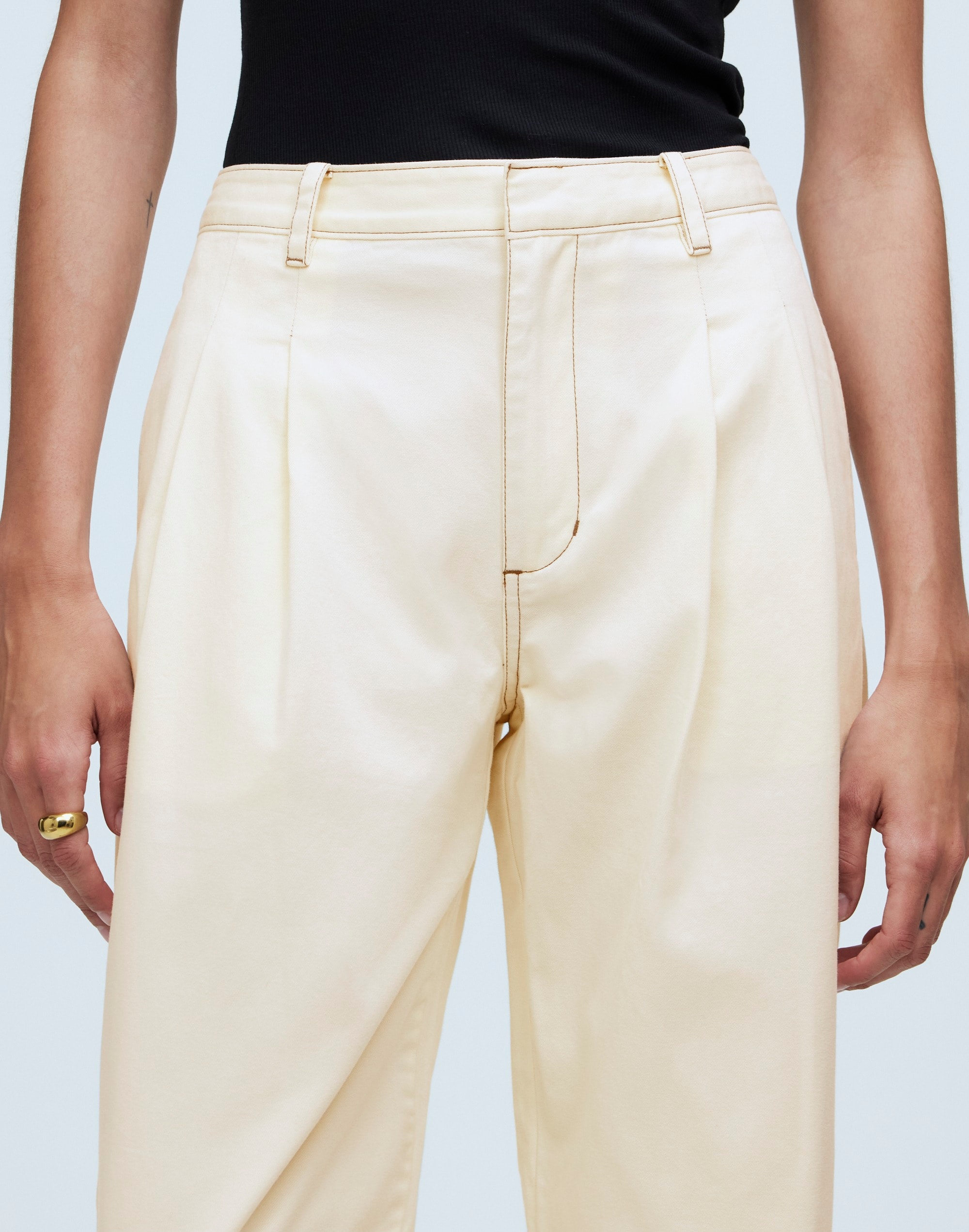 Pleated Straight Pants